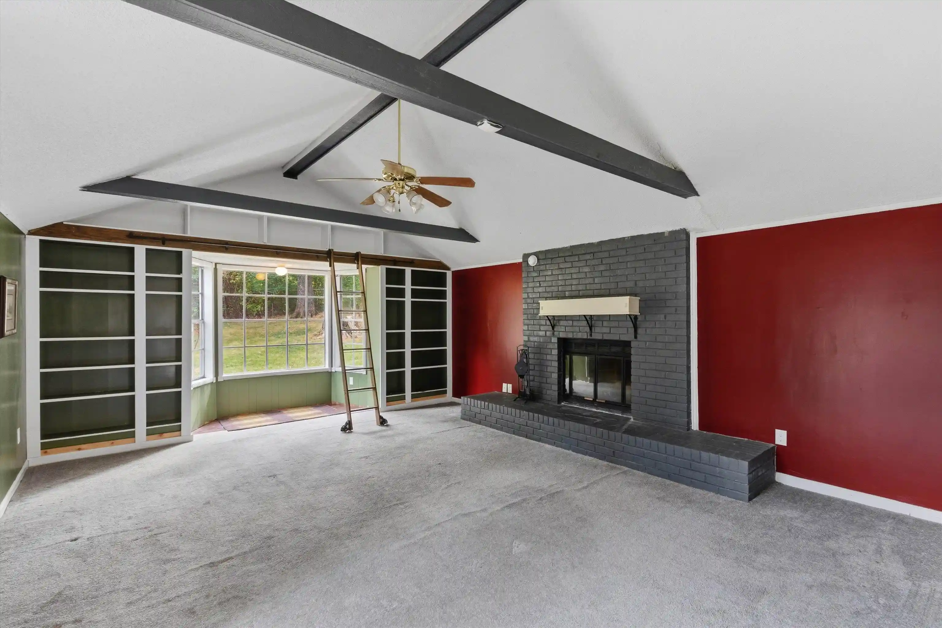 Photo 3 of Single family home for sale at 4217 Oakcrest Ave, Memphis, TN 38128 | MLS# 10231293 | Listing updated on 2026-09-30