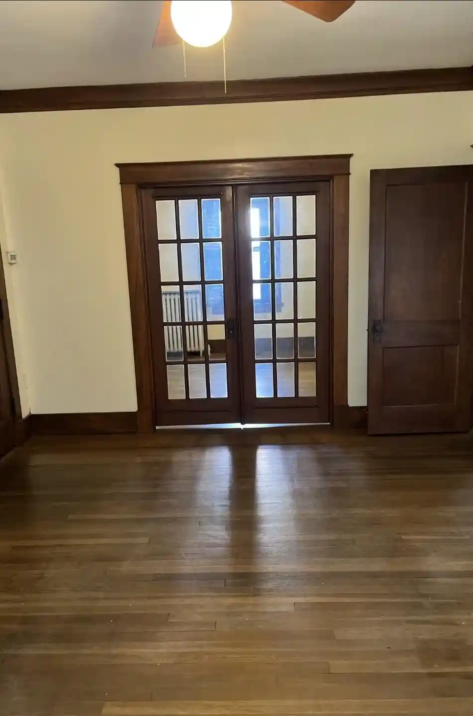 Photo 2 of Single family home for sale at 2013 Young Ave, Memphis, TN 38104 | MLS# 10231322 | Listing updated on 2026-09-29