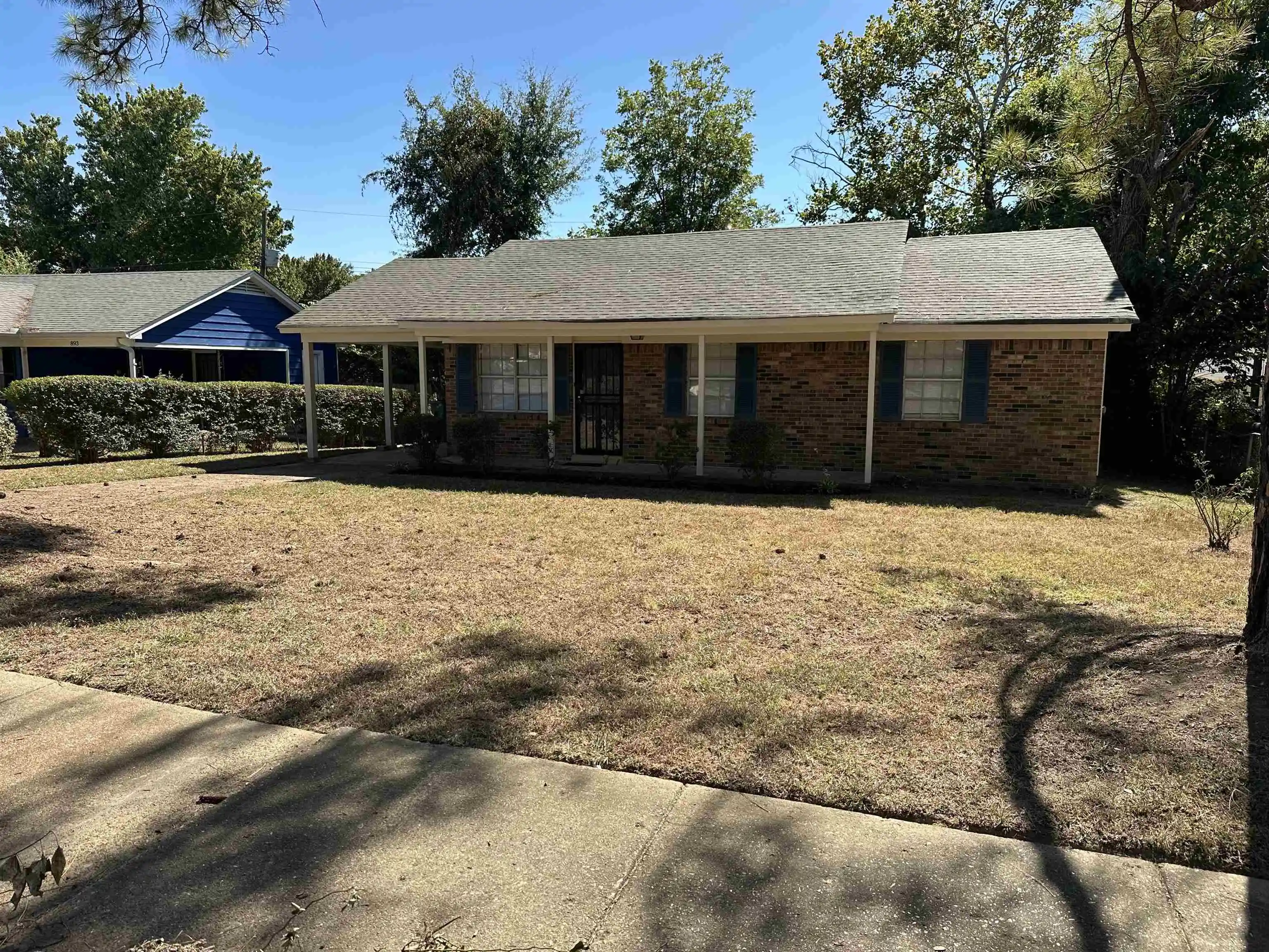 Photo 1 of Single family home for sale at 899 W Raines Rd, Memphis, TN 38109 | MLS# 10231326 | Listing updated on 2026-09-29