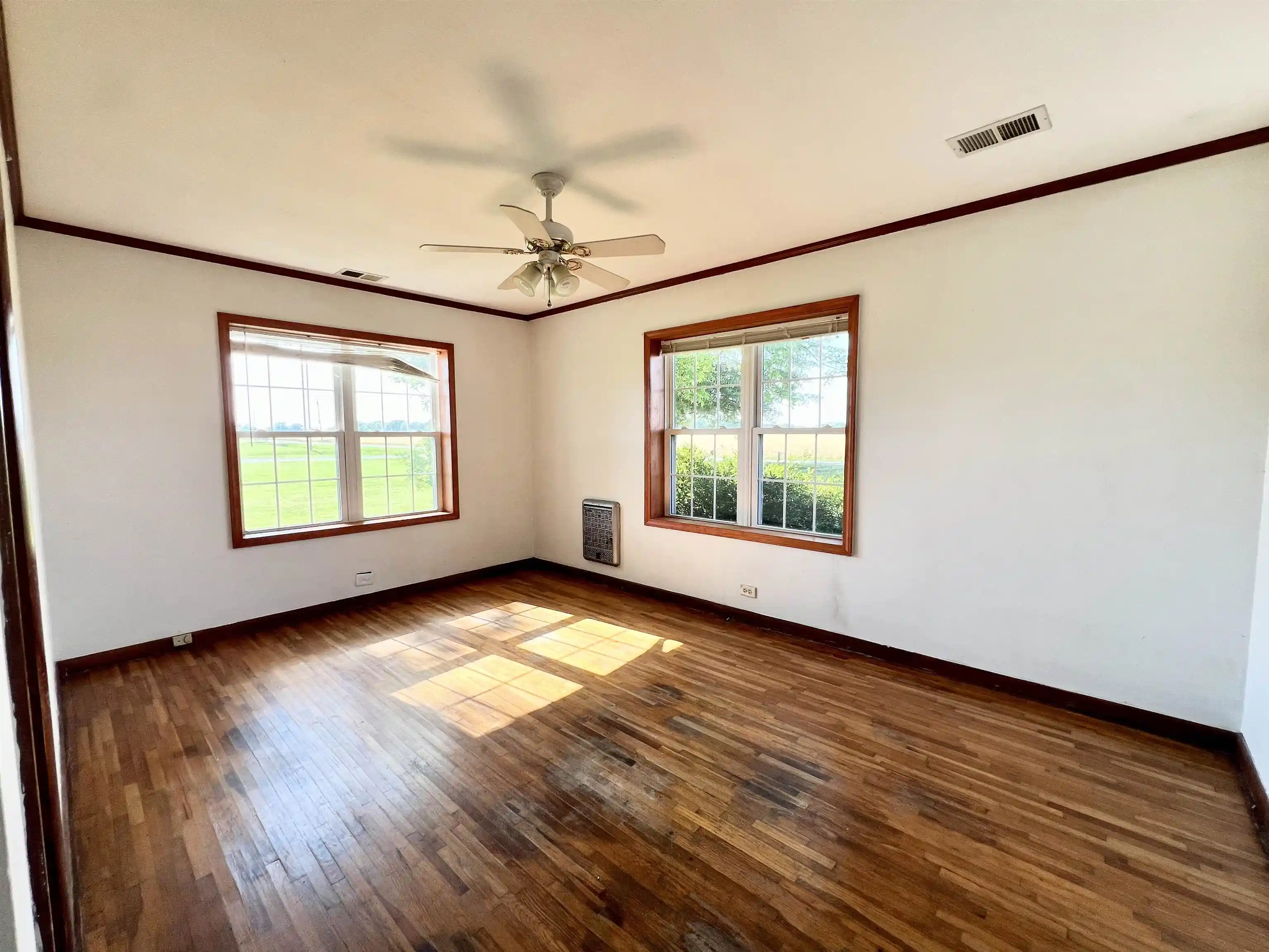Photo 4 of Single family home for sale at 875 Glendale Rd, Newbern, TN 38059 | MLS# 10231335 | Listing updated on 2026-10-07