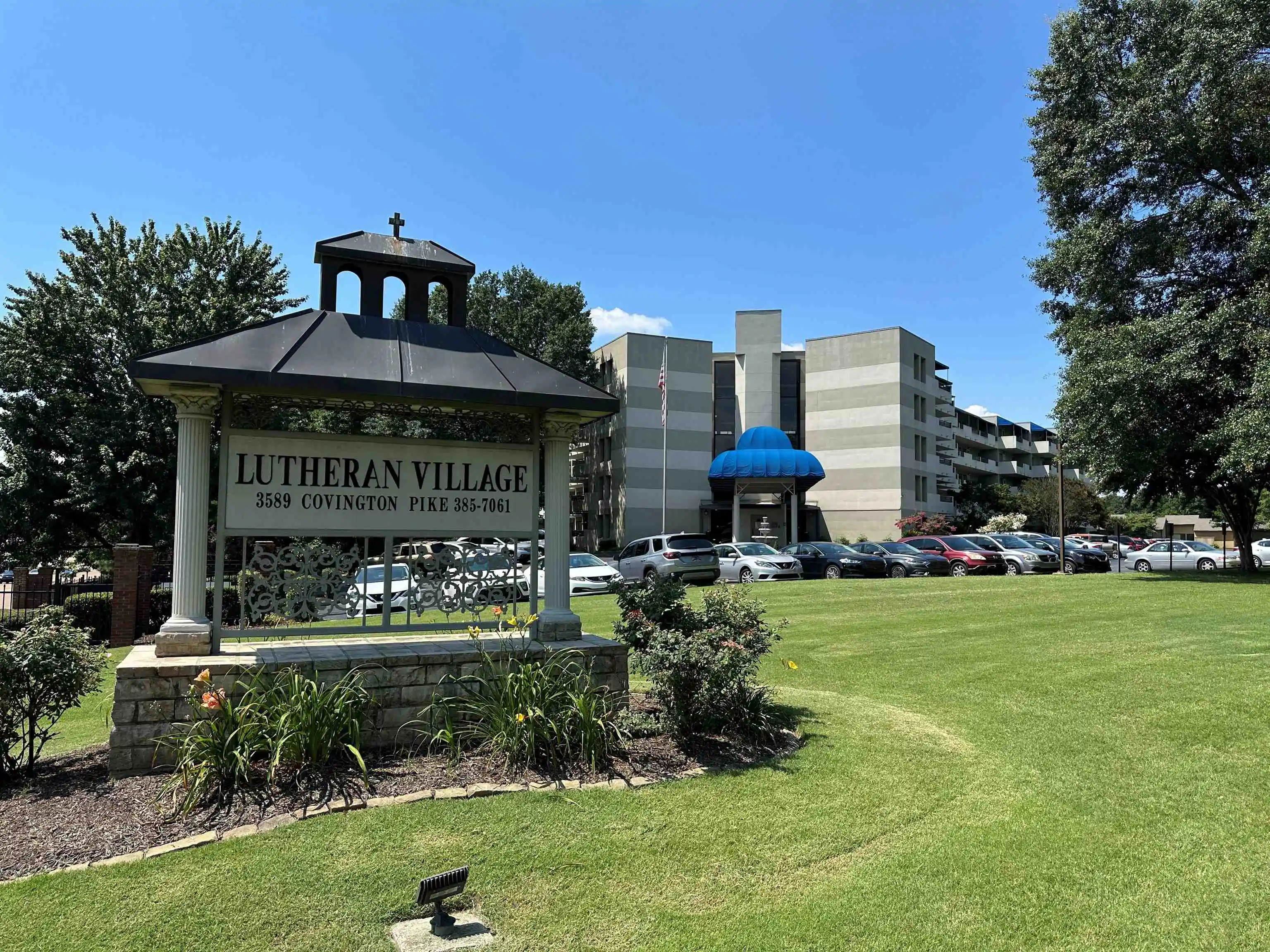 Photo 1 of Condo for sale at 3589 Covington Pike #513, Memphis, TN 38128 | MLS# 10231348 | Listing updated on 2026-09-29