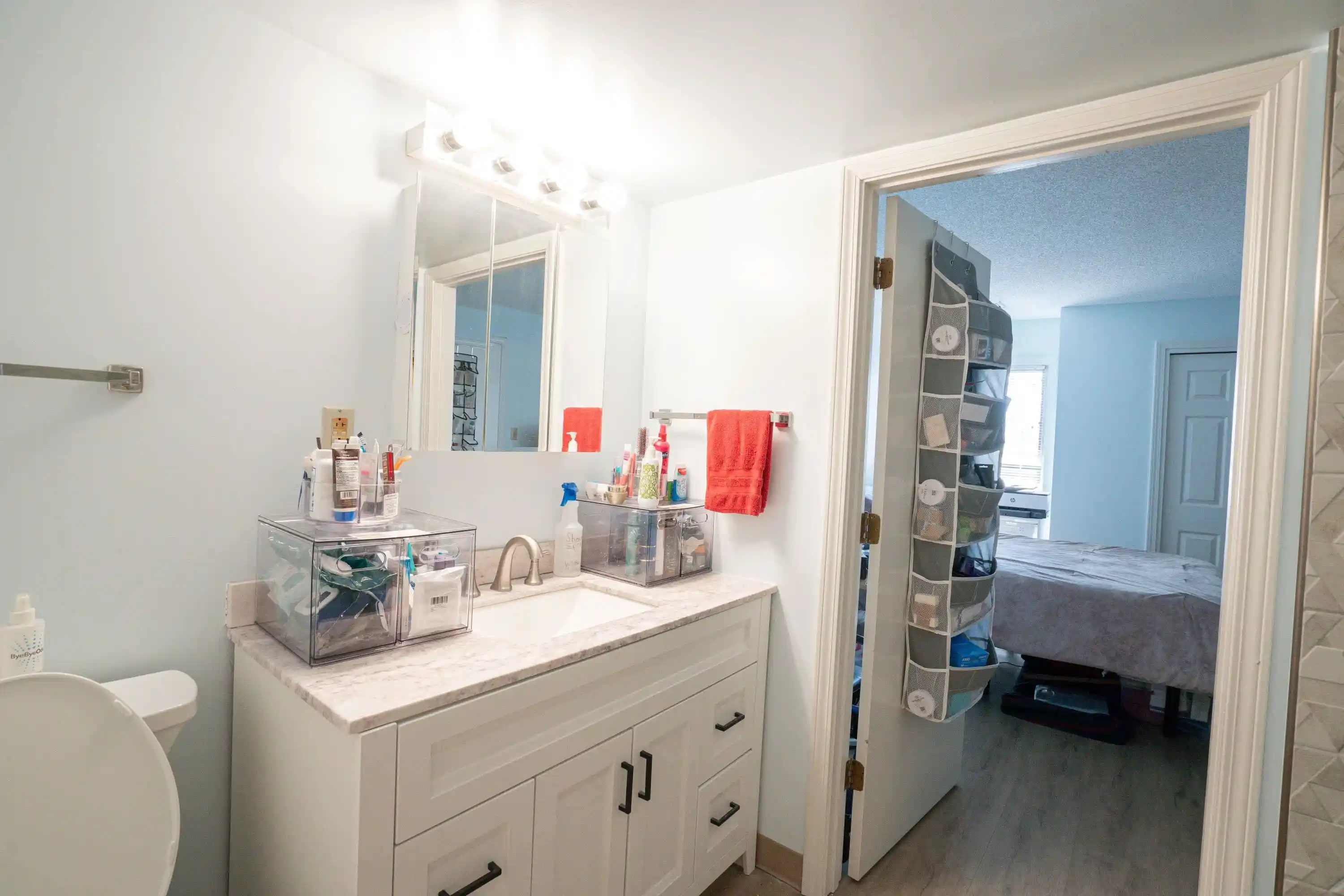 Photo 3 of Condo for sale at 3589 Covington Pike #513, Memphis, TN 38128 | MLS# 10231348 | Listing updated on 2026-09-29
