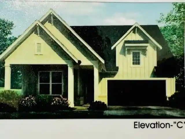 Photo 1 of Sale Pending at 5725 Holw Oak Dr, Arlington, TN 38002 | MLS# 10231359 | Listing updated on 2026-09-29