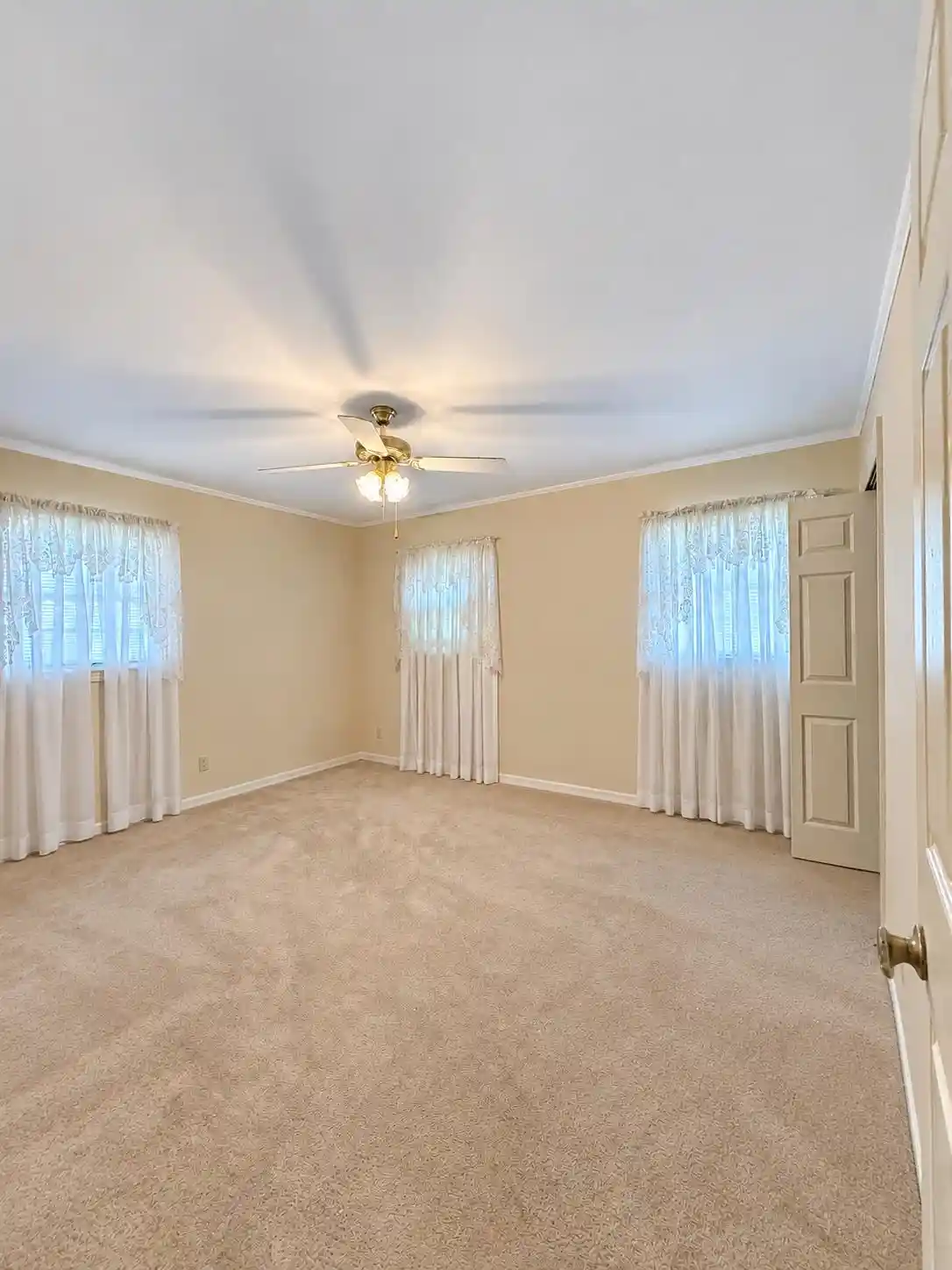 Photo 3 of Sale Pending at 1523 Herring Dr, Covington, TN 38019 | MLS# 10231367 | Listing updated on 2026-10-04