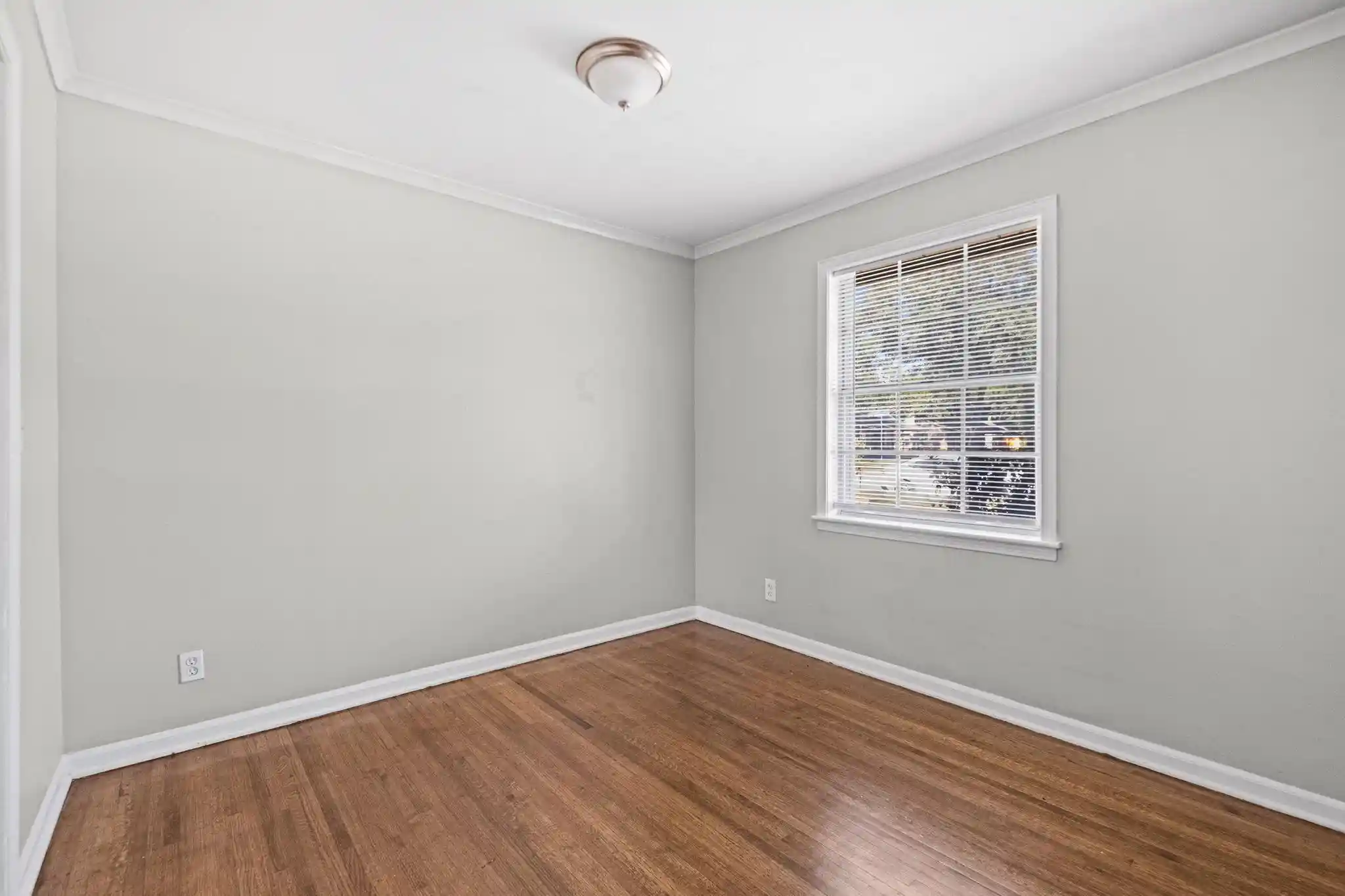Photo 2 of Single family home for sale at 4479 Jamaica Ave, Memphis, TN 38117 | MLS# 10231373 | Listing updated on 2026-09-30