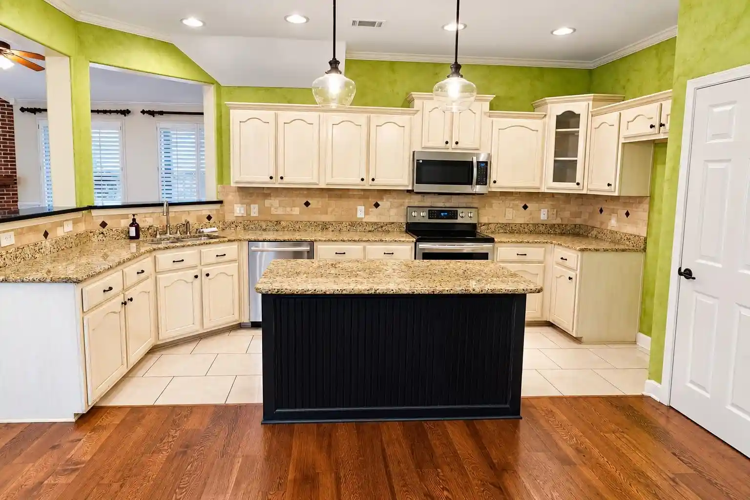 Photo 2 of Sale Pending at 3240 Sea Ray Ln, Lakeland, TN 38002 | MLS# 10231383 | Listing updated on 2026-10-05