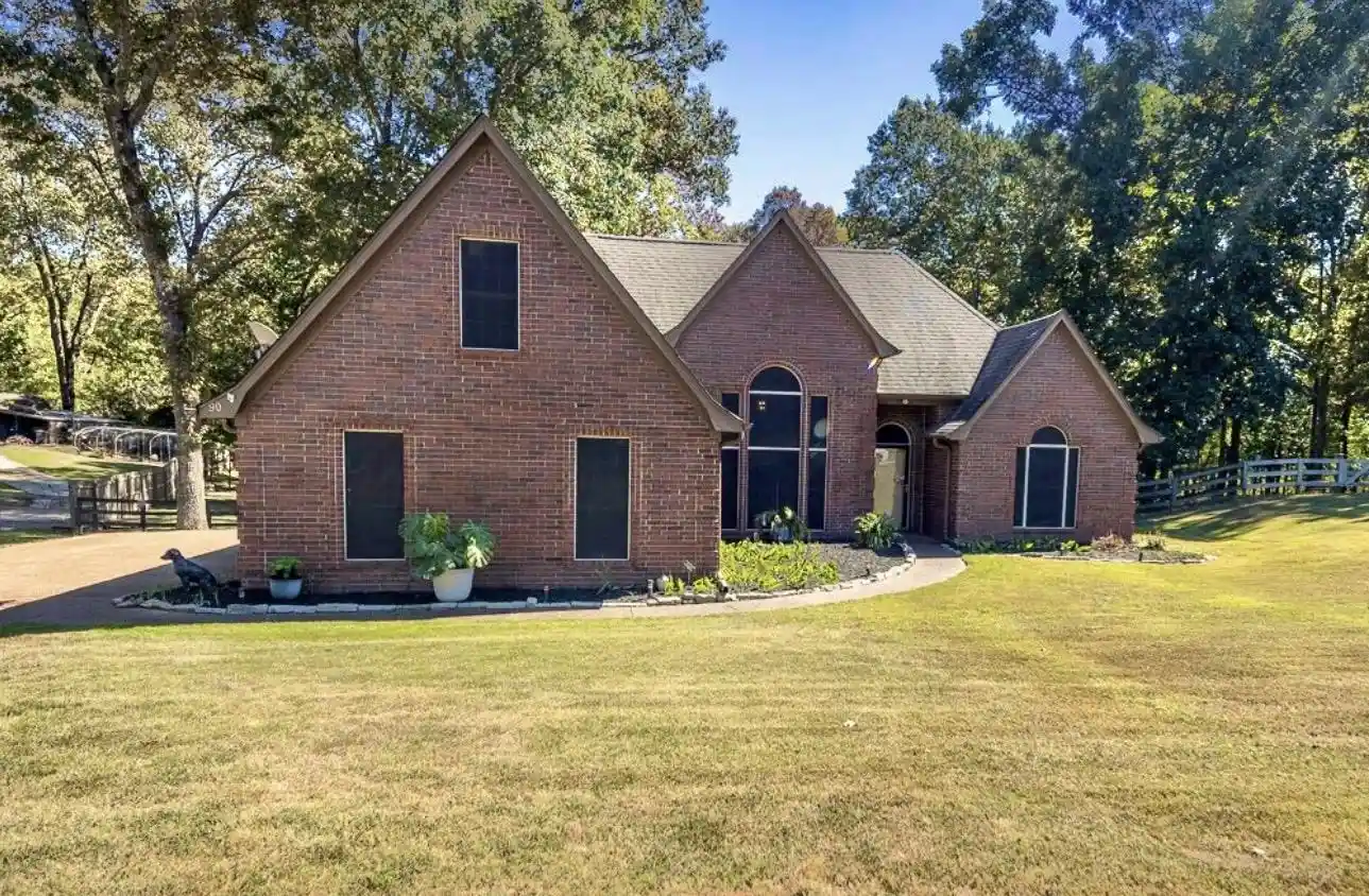 Photo 1 of Single family home for sale at 90 Country Forest Dr, Oakland, TN 38060 | MLS# 10231386 | Listing updated on 2026-10-10
