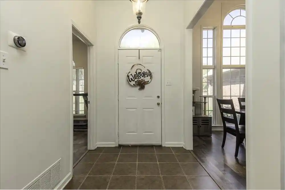 Photo 3 of Single family home for sale at 90 Country Forest Dr, Oakland, TN 38060 | MLS# 10231386 | Listing updated on 2026-10-10