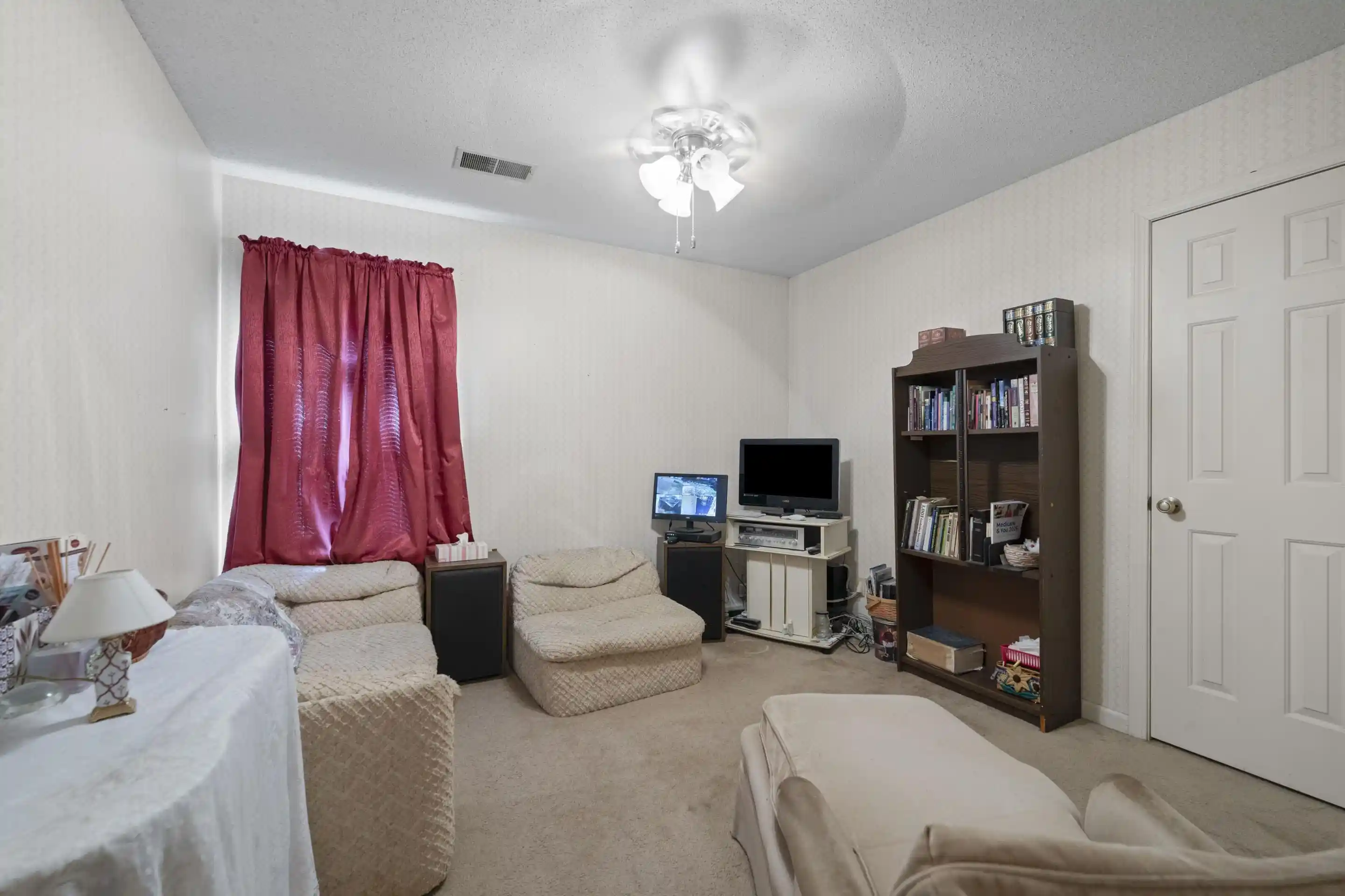 Photo 4 of Sale Pending at 6903 E Fox Horse Cv, Memphis, TN 38141 | MLS# 10231402 | Listing updated on 2026-10-05