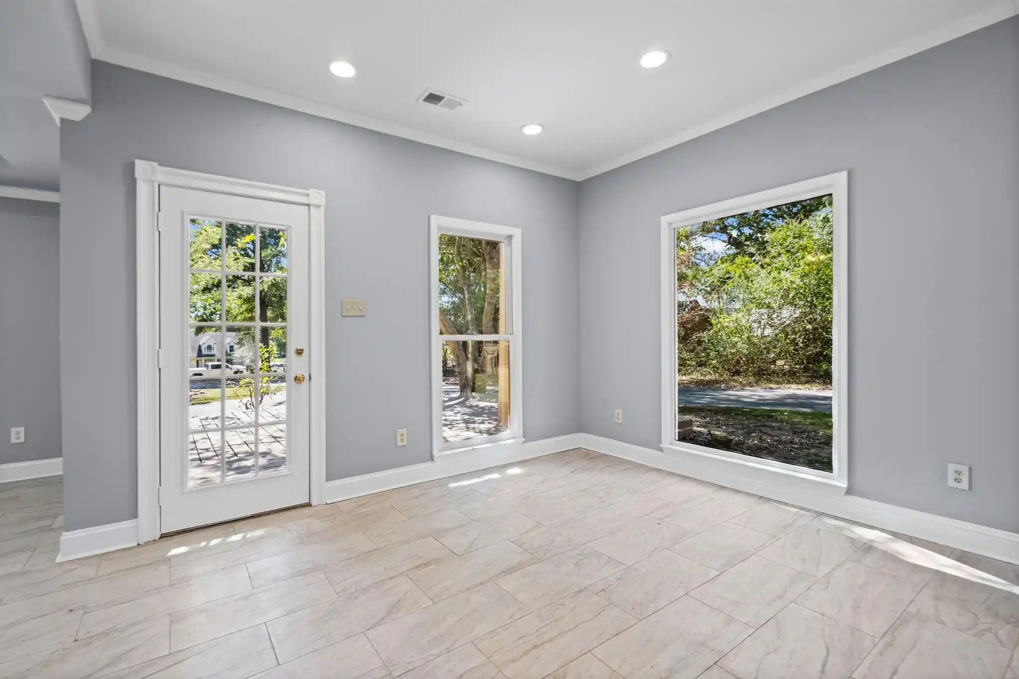 Photo 4 of Single family home for sale at 12420 Fox Lair Dr, Collierville, TN 38017 | MLS# 10231409 | Listing updated on 2026-10-07