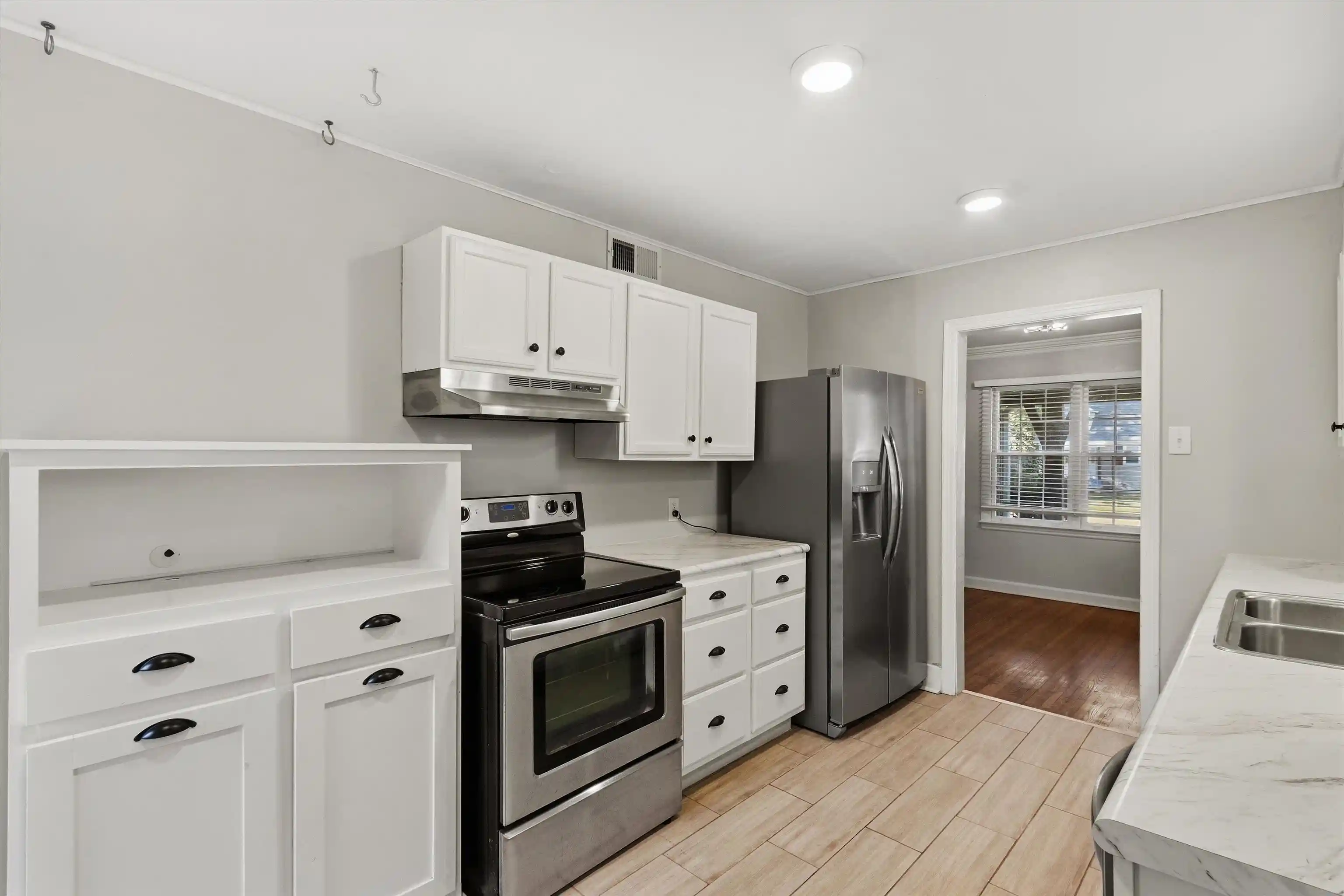 Photo 2 of Single family home for sale at 3533 Shirlwood Ave, Memphis, TN 38122 | MLS# 10231414 | Listing updated on 2026-09-30