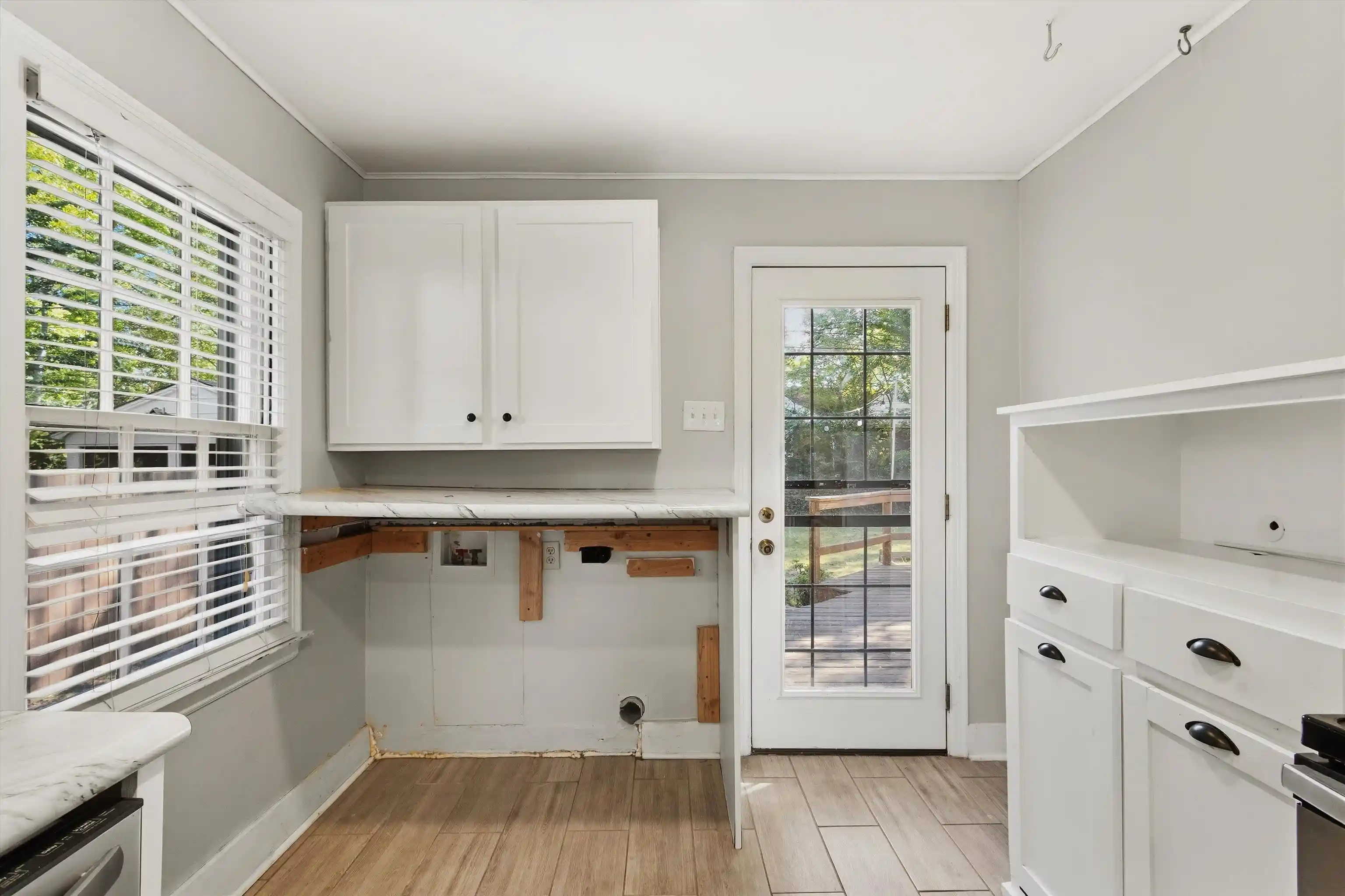 Photo 3 of Single family home for sale at 3533 Shirlwood Ave, Memphis, TN 38122 | MLS# 10231414 | Listing updated on 2026-09-30