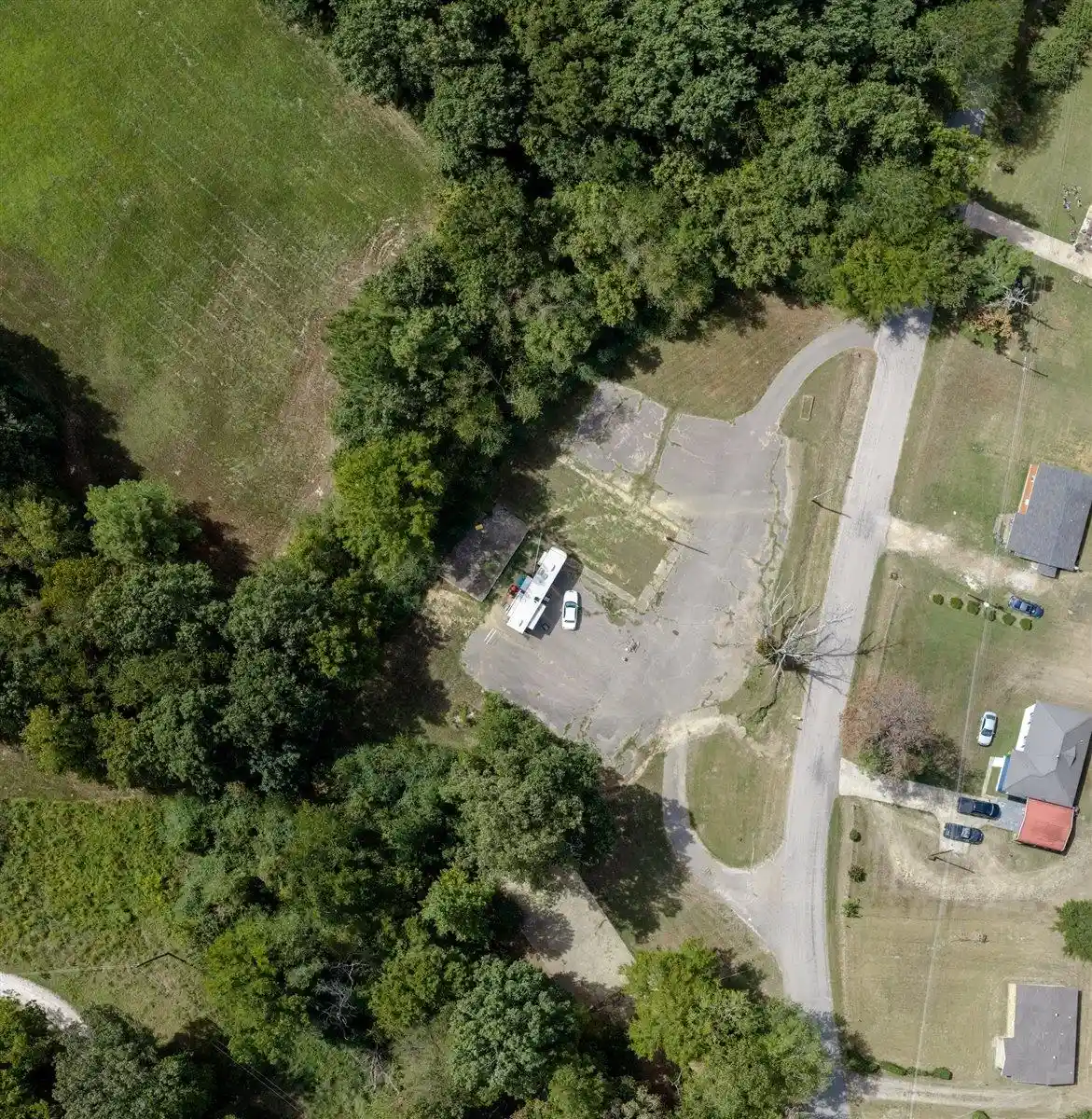Photo 4 of Single family home for sale at 2445 Mosby Rd, Oakland, TN 38060 | MLS# 10231420 | Listing updated on 2026-09-30