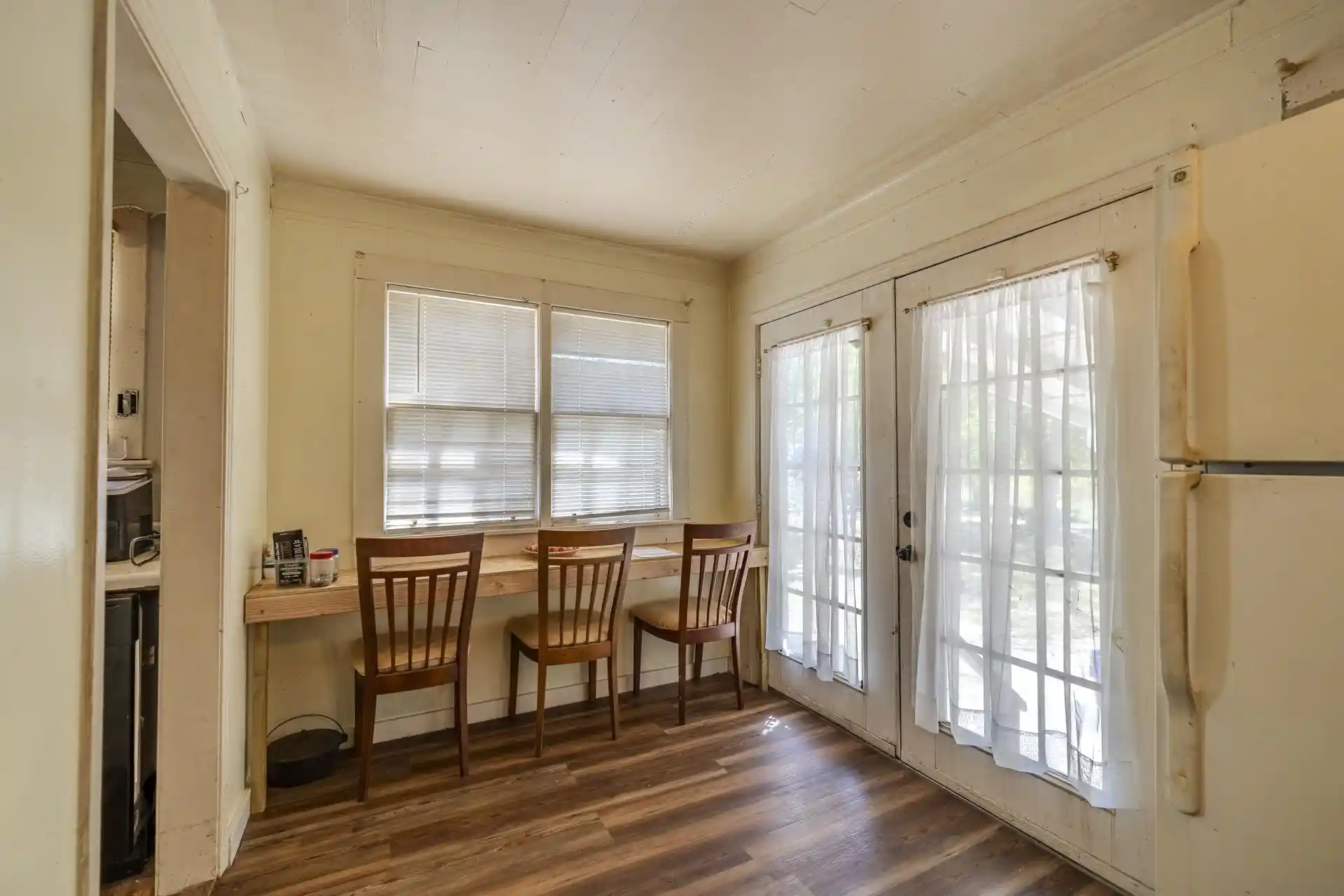 Photo 3 of Single family home for sale at 255 Oak St, Savannah, TN 38372 | MLS# 10231449 | Listing updated on 2026-09-30