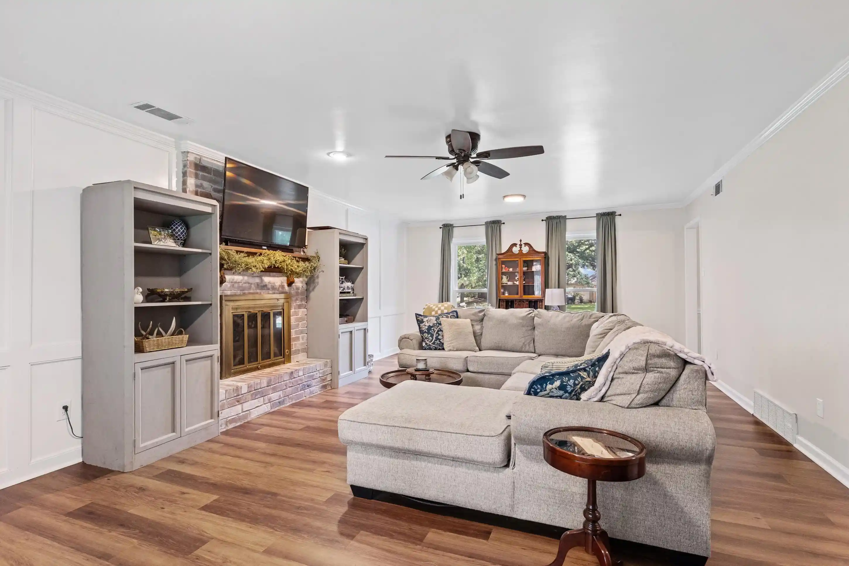 Photo 3 of Sale Pending at 8898 Lanthorn Cv, Cordova, TN 38016 | MLS# 10231450 | Listing updated on 2026-09-30