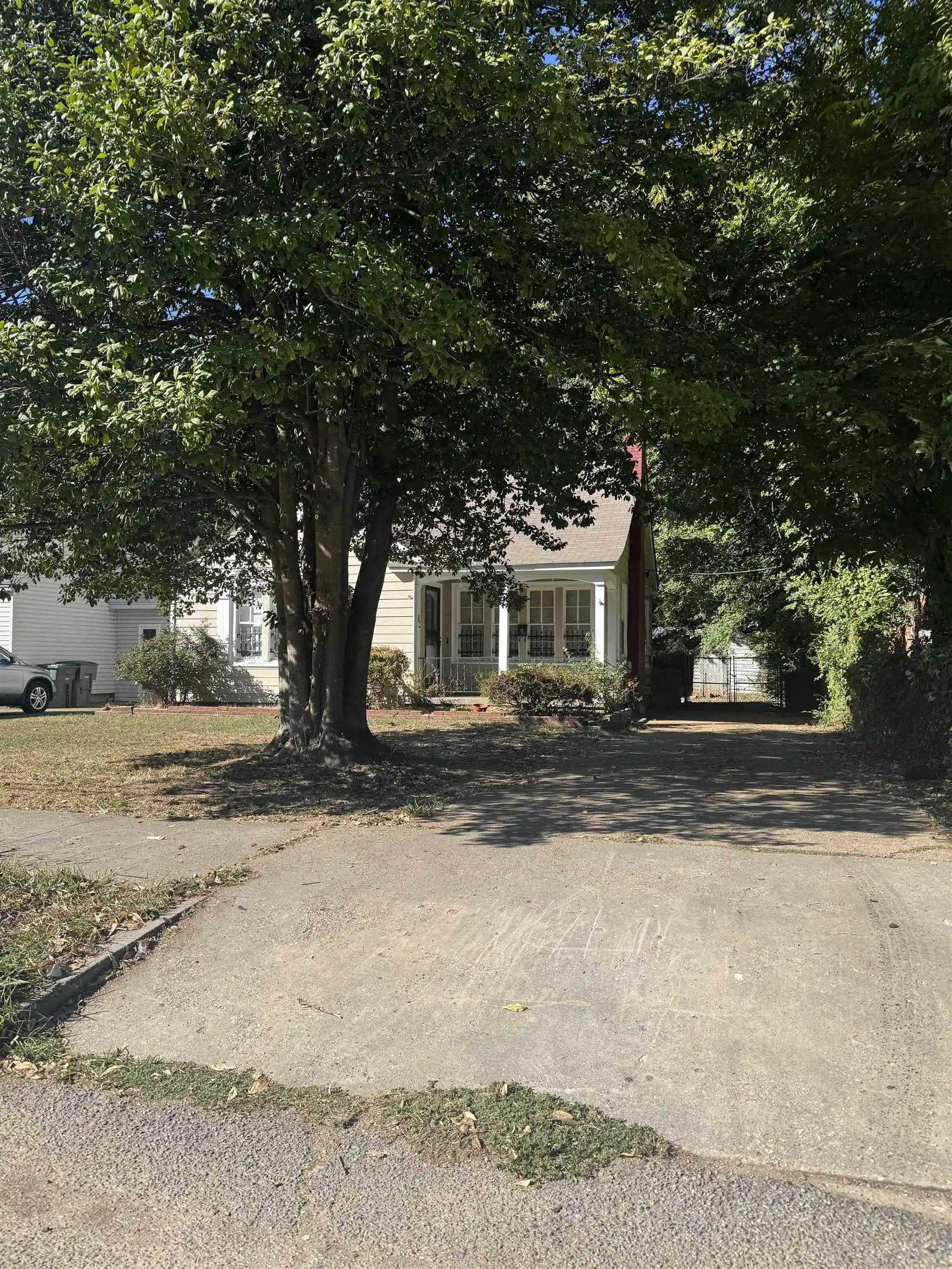 Photo 1 of Single family home for sale at 3818 Faxon Ave, Memphis, TN 38122 | MLS# 10231453 | Listing updated on 2026-10-17