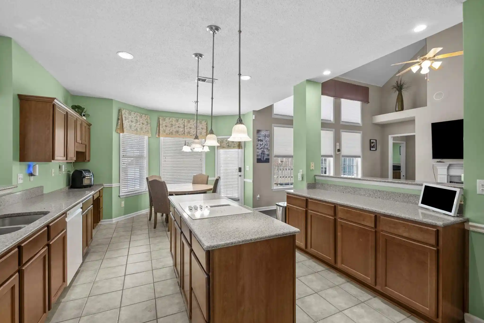 Photo 3 of Single family home for sale at 4073 Pelican Hl Cv, Lakeland, TN 38002 | MLS# 10231479 | Listing updated on 2026-10-09