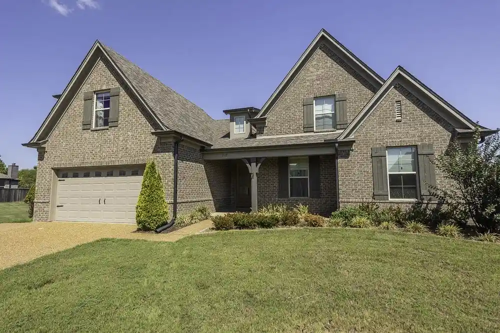 Photo 1 of Single family home for sale at 135 Chesnut Ridge Dr, Oakland, TN 38060 | MLS# 10231494 | Listing updated on 2026-10-01