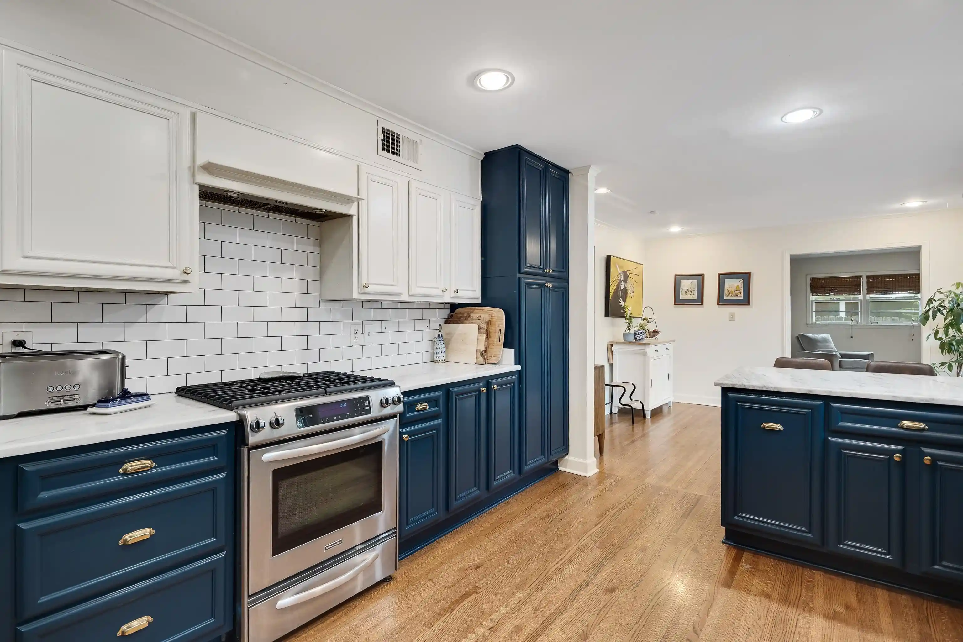Photo 2 of Single family home for sale at 4272 Sequoia Ave, Memphis, TN 38117 | MLS# 10231499 | Listing updated on 2026-10-01
