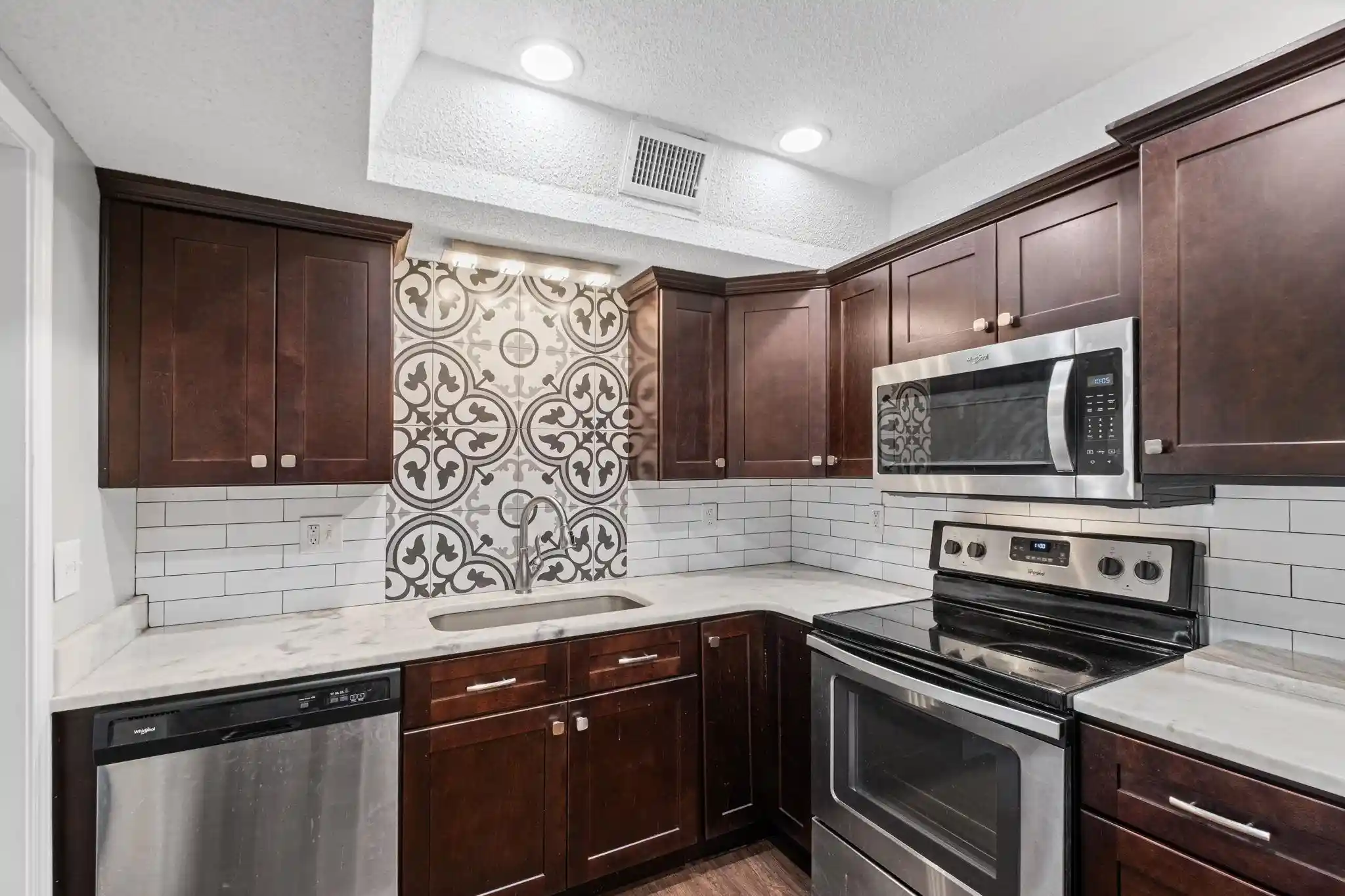 Condo for sale at 1186 Chamberlain Dr #1, Memphis, TN 38119 | MLS# 10231505
