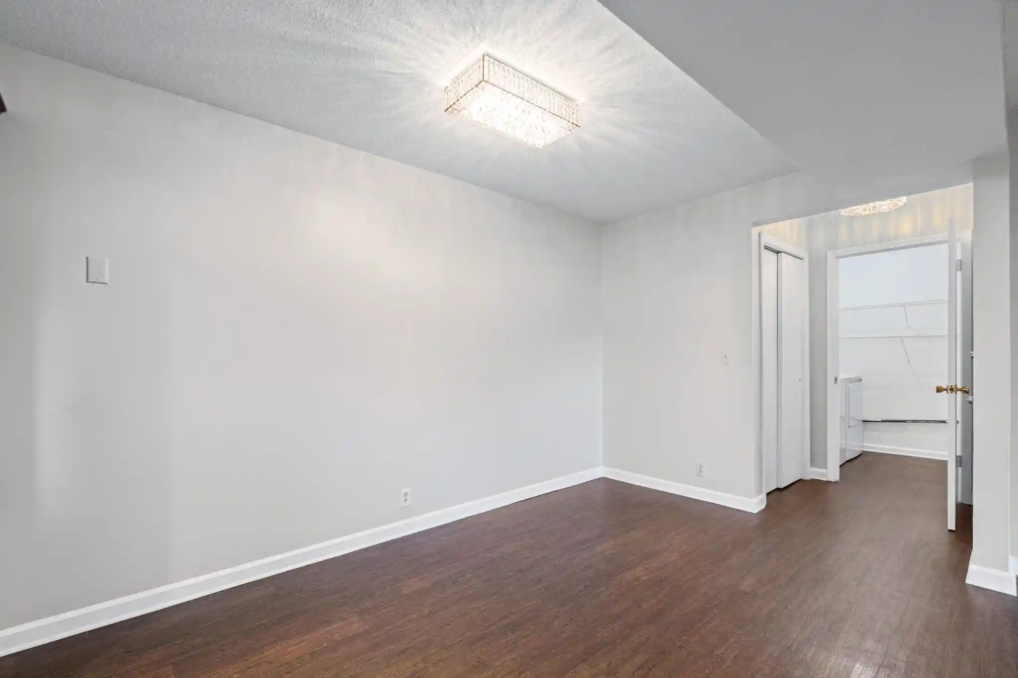 Listing Photo 3 - Condo for sale in building located at 1186 Chamberlain Dr, Memphis, TN 38119 - Unit #1