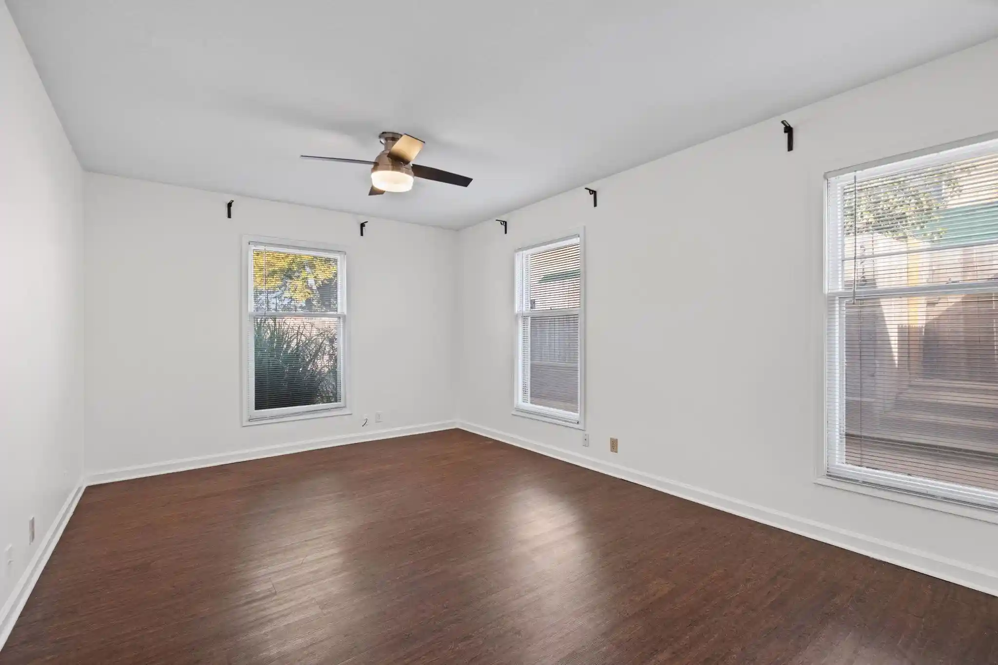 Listing Photo 4 - Condo for sale in building located at 1186 Chamberlain Dr, Memphis, TN 38119 - Unit #1