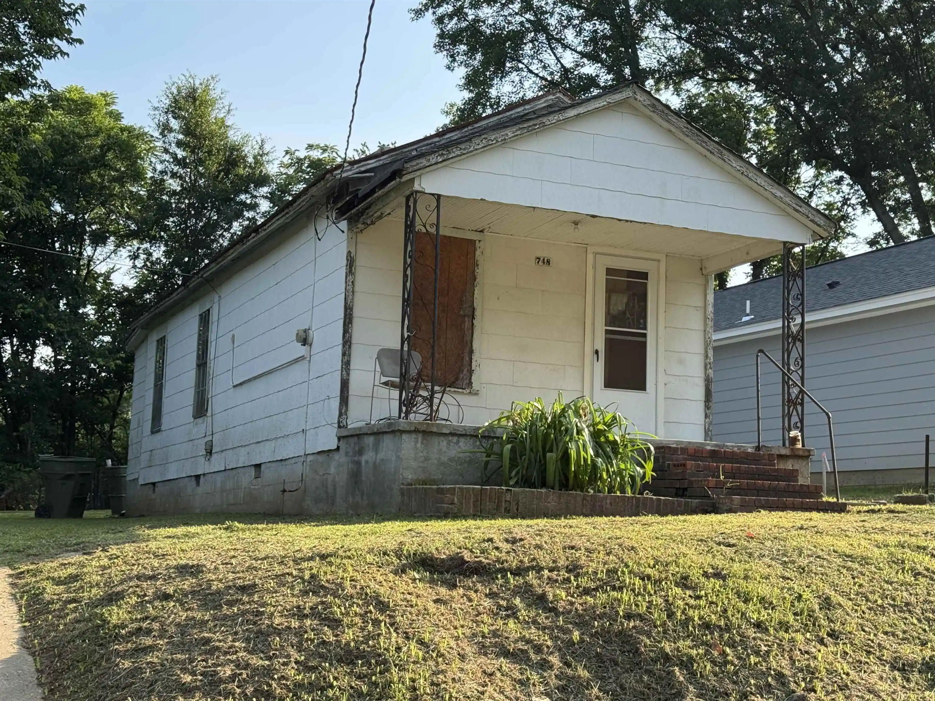 Photo 4 of Single family home for sale at 748 King Rd, Memphis, TN 38109 | MLS# 10231507 | Listing updated on 2026-10-01