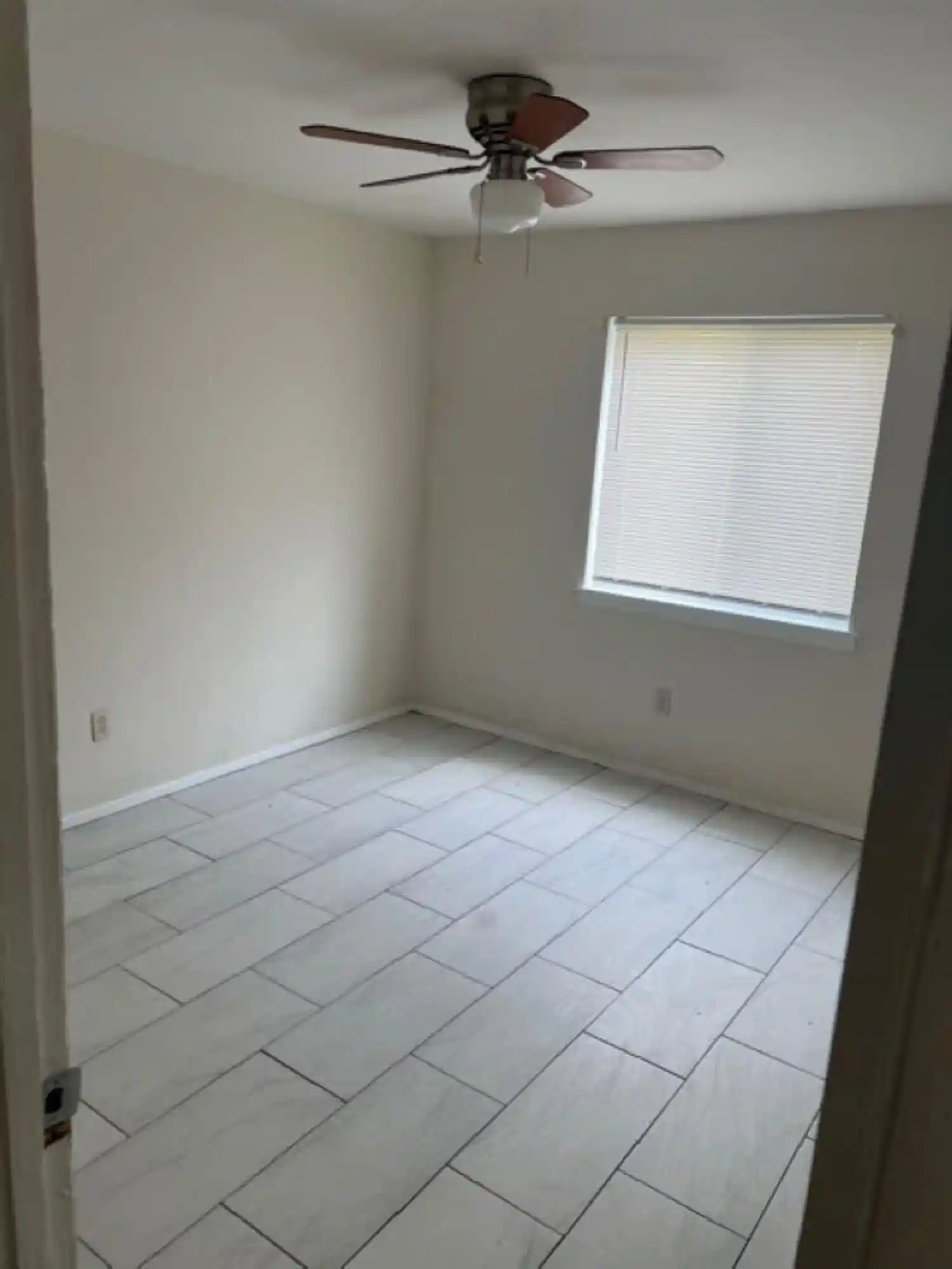 Photo 3 of Condo for sale at 3917 Dunn Ave, Memphis, TN 38111 | MLS# 10231574 | Listing updated on 2026-10-08