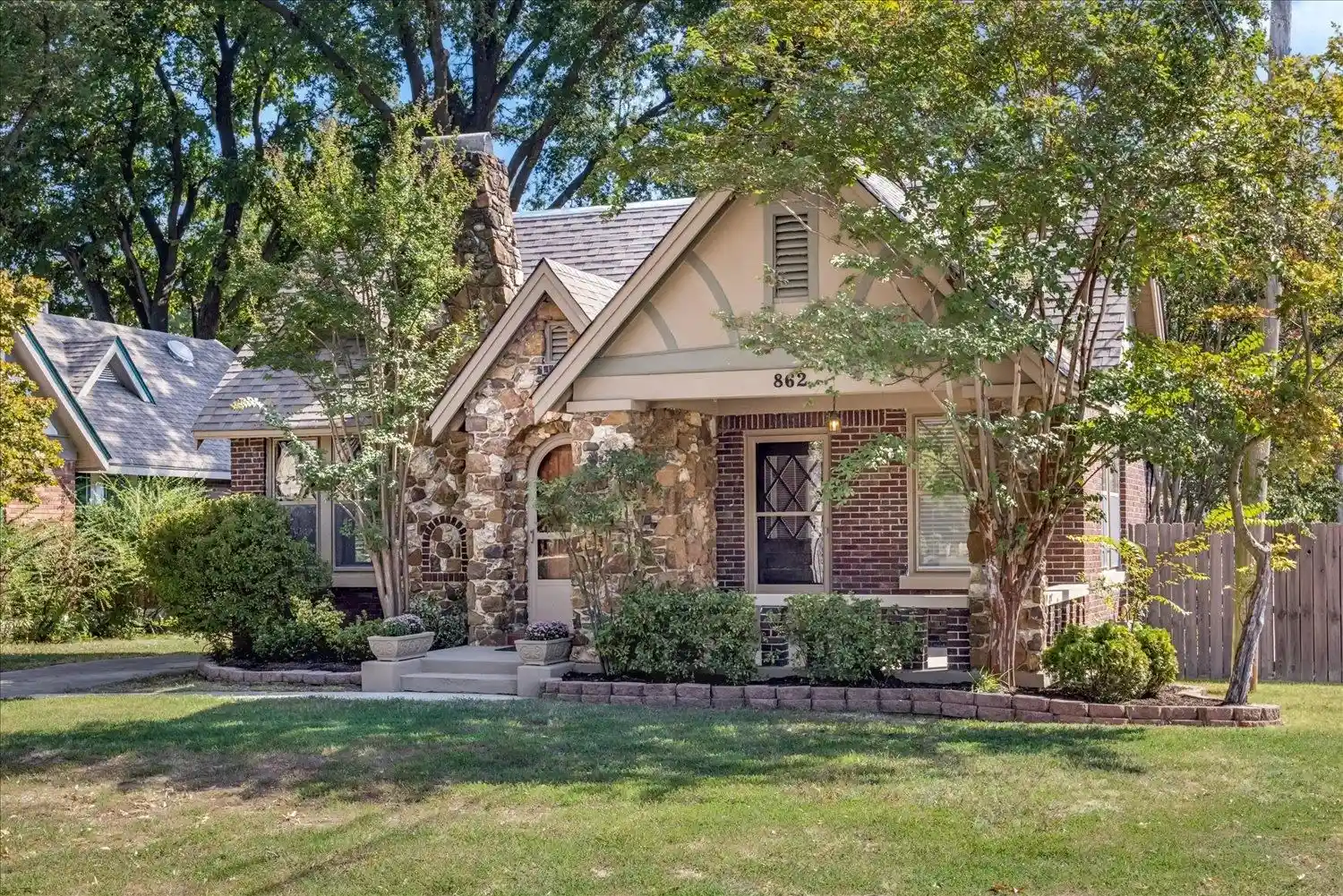 Photo 1 of Single family home for sale at 862 Sheridan St, Memphis, TN 38107 | MLS# 10231584 | Listing updated on 2026-10-02