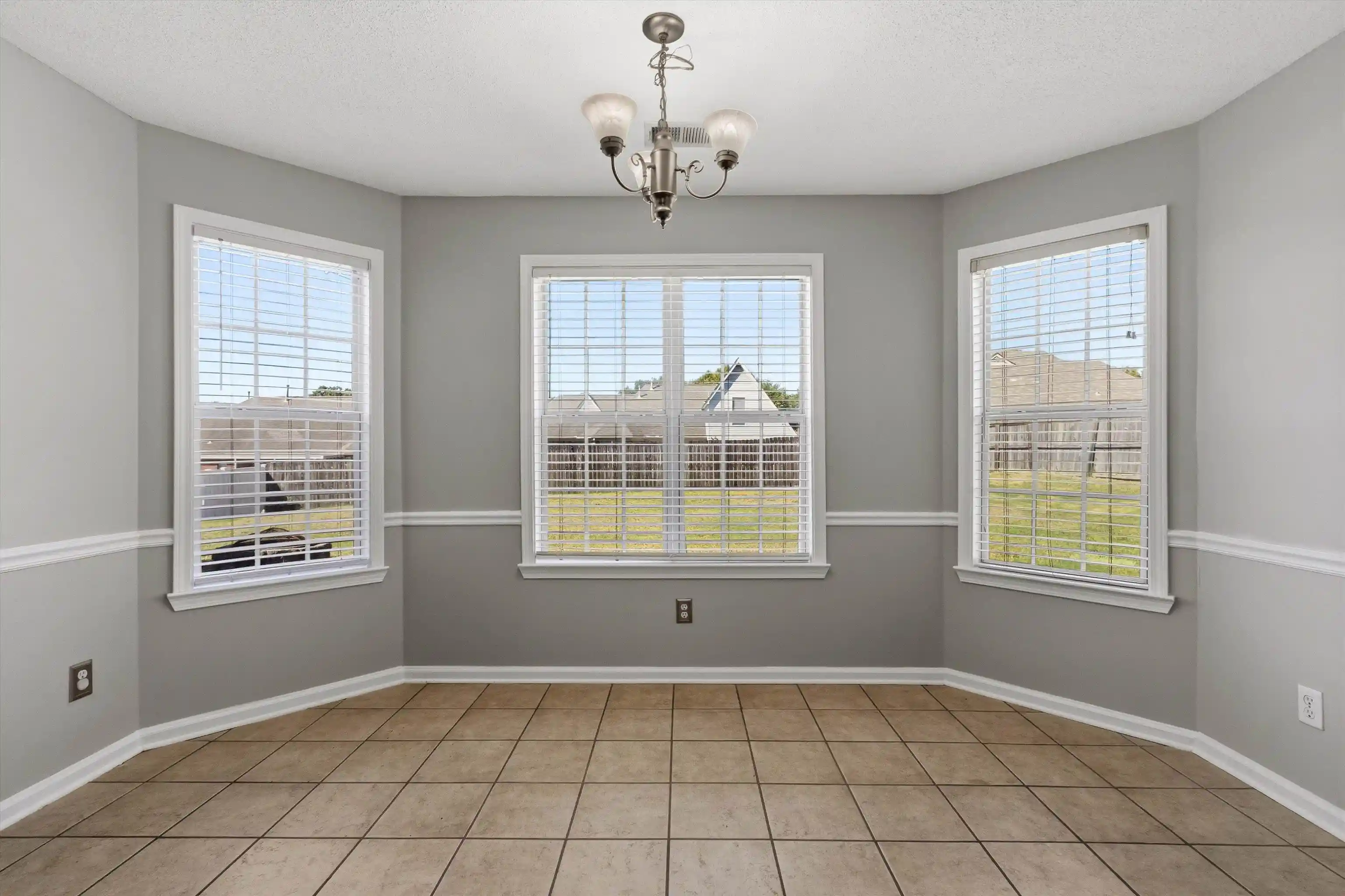 Photo 3 of Single family home for sale at 5177 Melanie Crk Cv, Arlington, TN 38002 | MLS# 10231586 | Listing updated on 2026-10-02