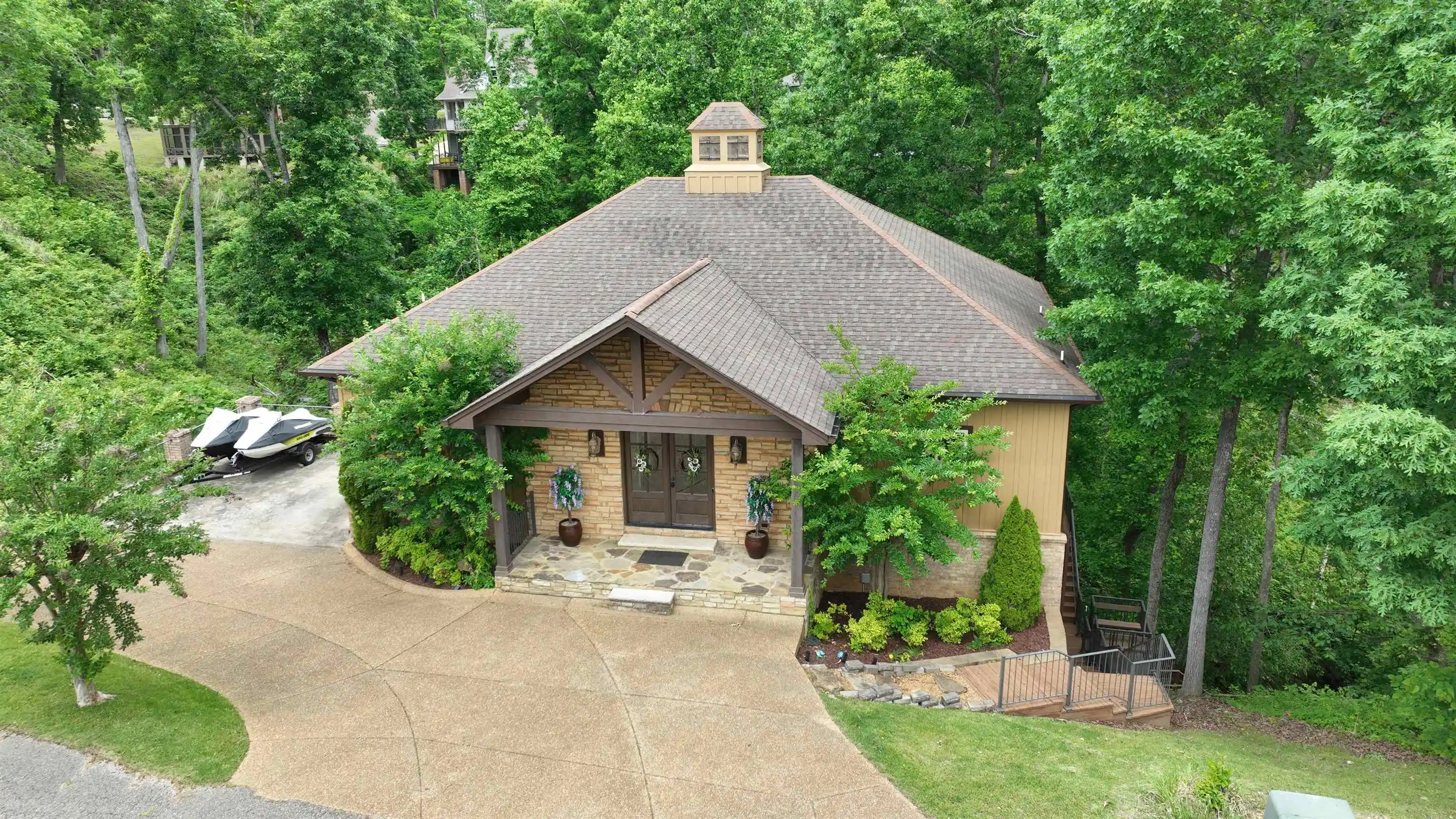 Photo 1 of Single family home for sale at 65 Boulder Ridge Rd, Savannah, TN 38372 | MLS# 10231594 | Listing updated on 2026-10-02