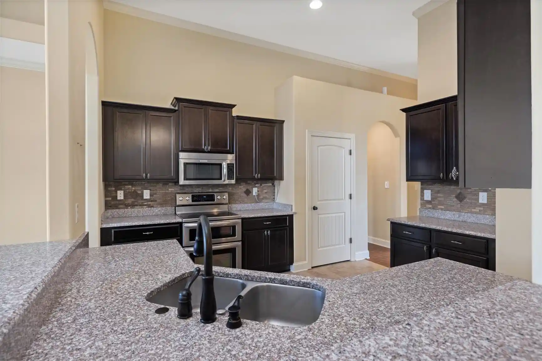 Photo 3 of Single family home for sale at 110 James Xing Dr, Oakland, TN 38060 | MLS# 10231598 | Listing updated on 2026-10-07