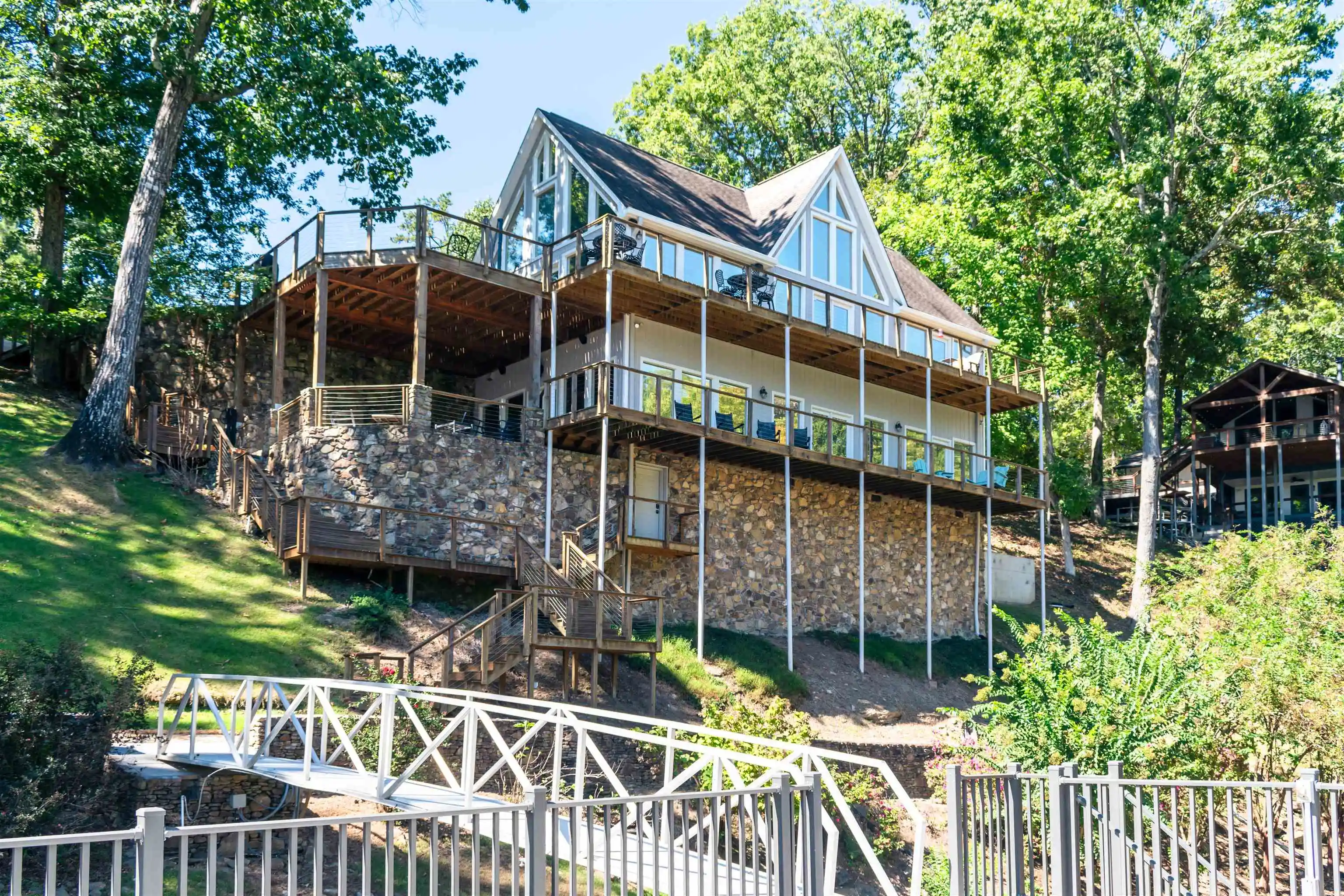 Photo 1 of Single family home for sale at 1605 Holiday Hills Dr, Counce, TN 38326 | MLS# 10231600 | Listing updated on 2026-10-08