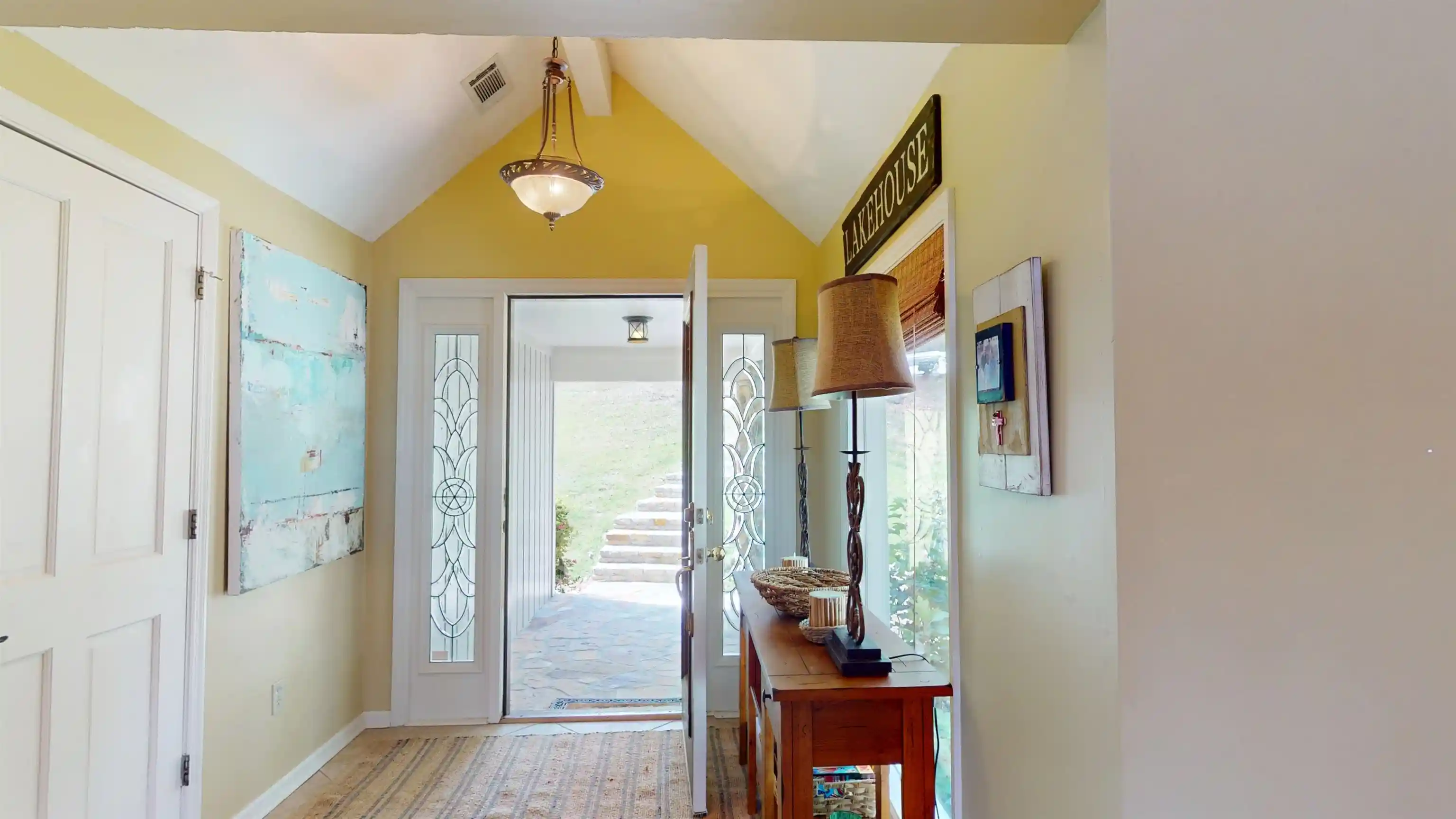 Photo 3 of Single family home for sale at 1605 Holiday Hills Dr, Counce, TN 38326 | MLS# 10231600 | Listing updated on 2026-10-08