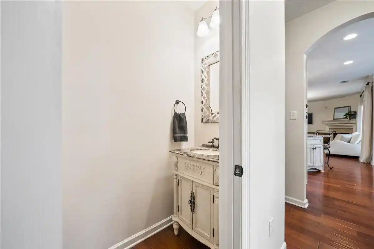 Photo 4 of Single family home for sale at 106 Mindy Cir, Collierville, TN 38017 | MLS# 10231608 | Listing updated on 2026-10-08