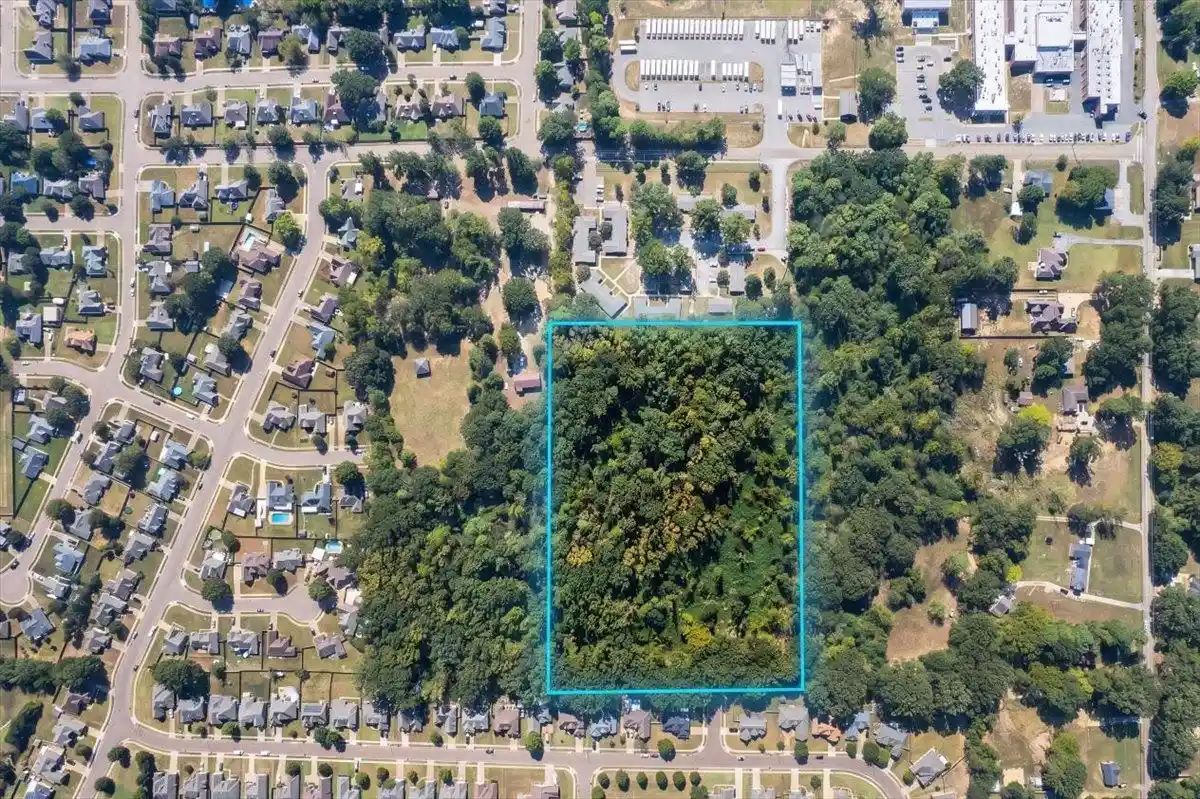Photo 1 of Land for sale at Elpine W Grey Dr, Bartlett, TN 38002 | MLS# 10231616 | Listing updated on 2026-10-08