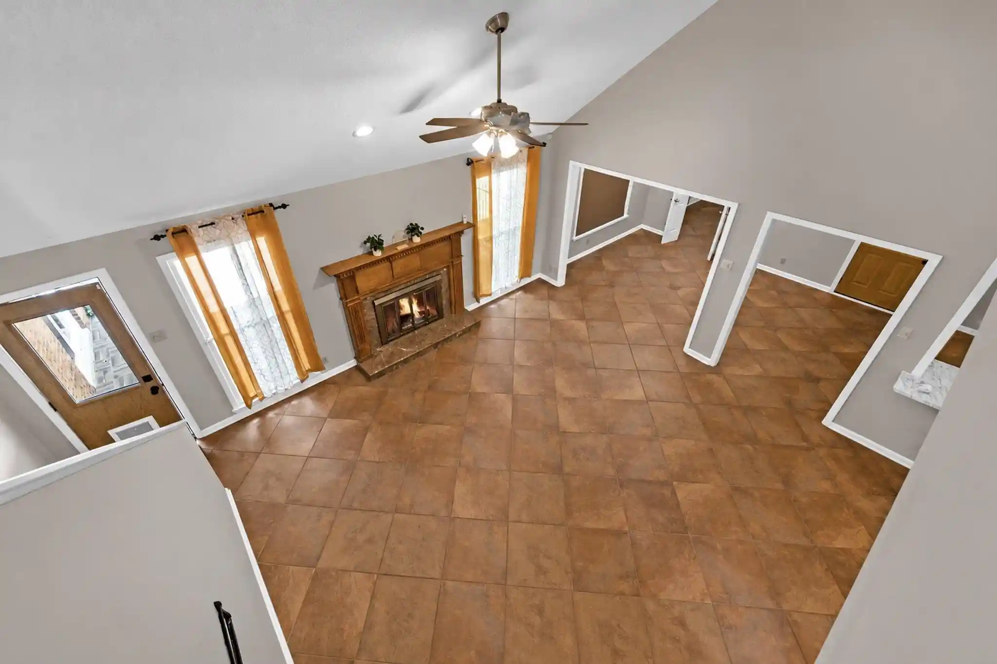 Photo 4 of Sale Pending at 8364 Bazemore Rd, Cordova, TN 38018 | MLS# 10231636 | Listing updated on 2026-10-08