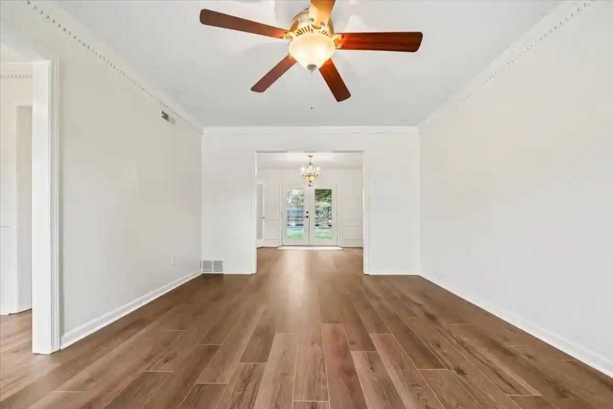 Photo 2 of Single family home for sale at 7970 Farindon Dr, Germantown, TN 38138 | MLS# 10231655 | Listing updated on 2026-10-07