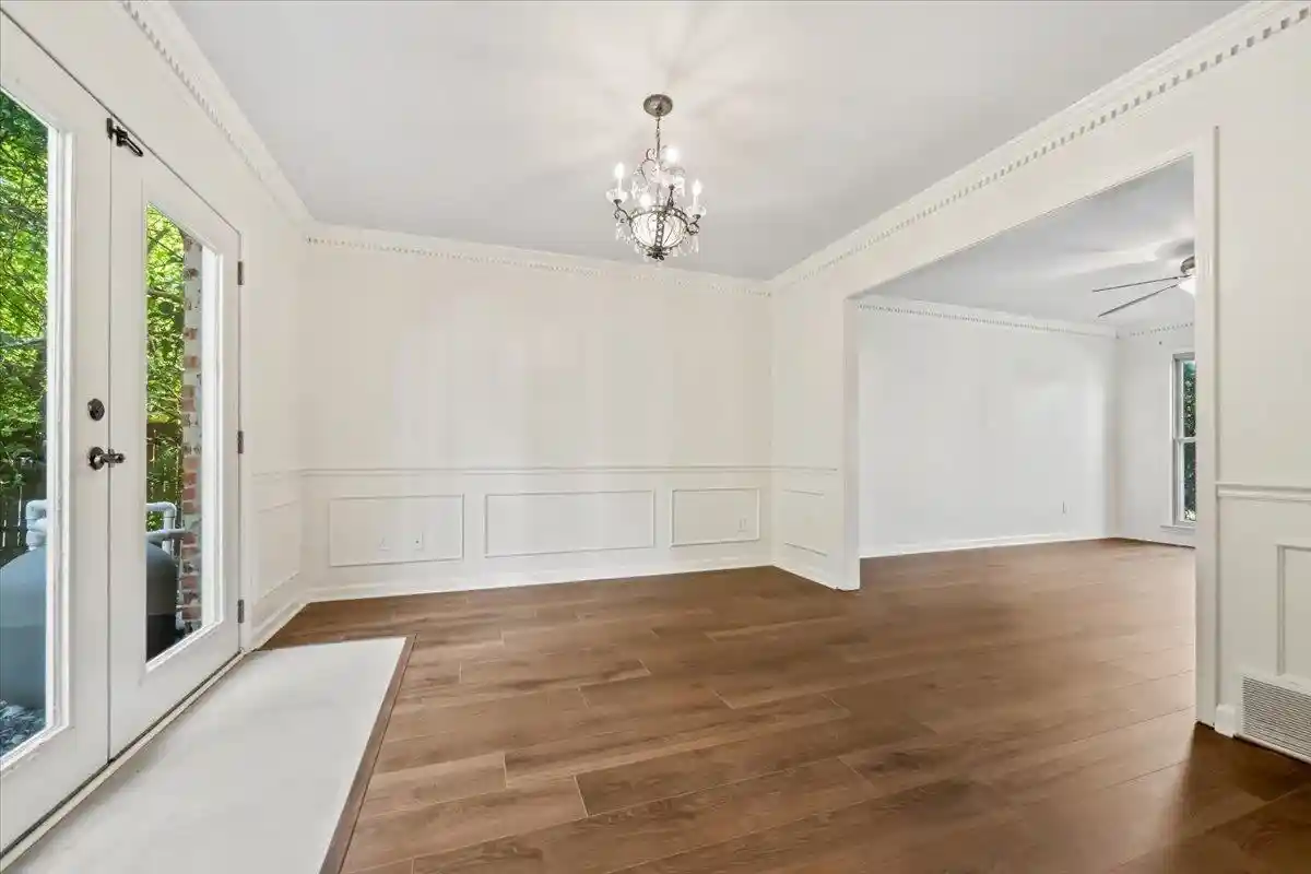 Photo 3 of Single family home for sale at 7970 Farindon Dr, Germantown, TN 38138 | MLS# 10231655 | Listing updated on 2026-10-07