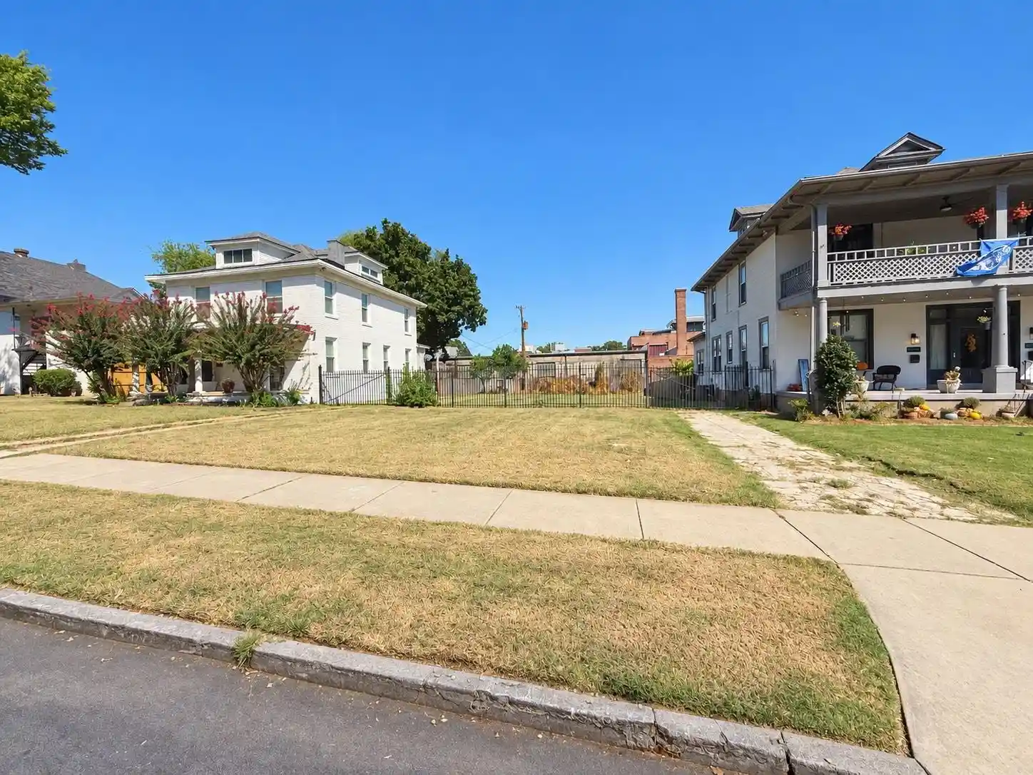 Land for sale at 1542 Monroe Ave, Memphis, TN 38104 | MLS# 10231664