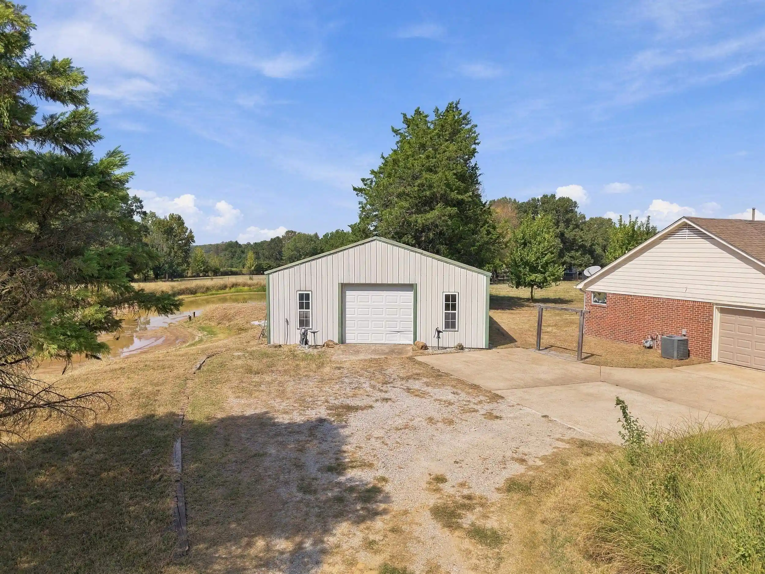 Photo 4 of Single family home for sale at 4470 Mebane Rd, Oakland, TN 38060 | MLS# 10231684 | Listing updated on 2026-10-10