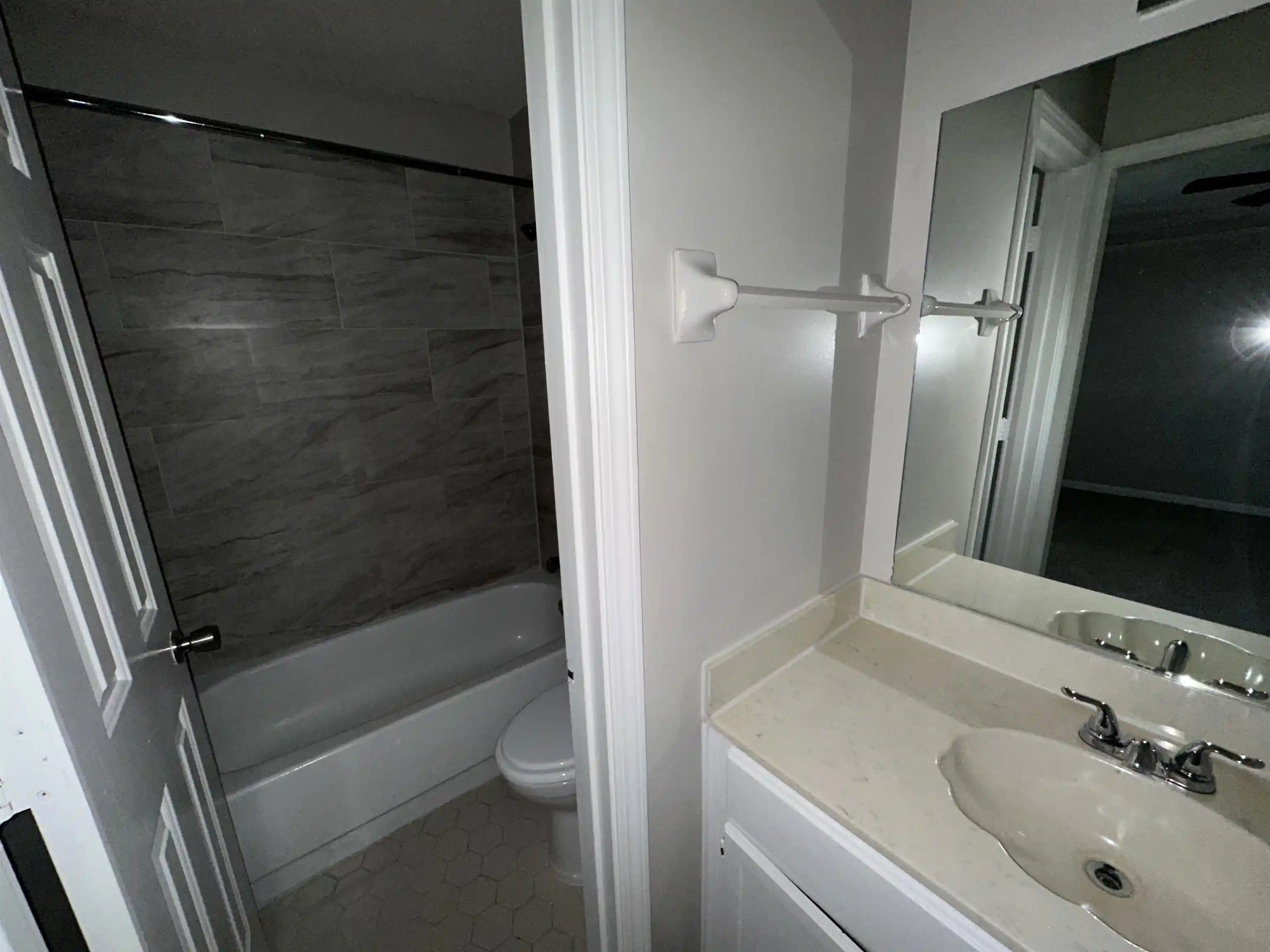 Photo 4 of Single family home for sale at 4624 Wicklow Dr, Memphis, TN 38141 | MLS# 10231690 | Listing updated on 2026-10-08