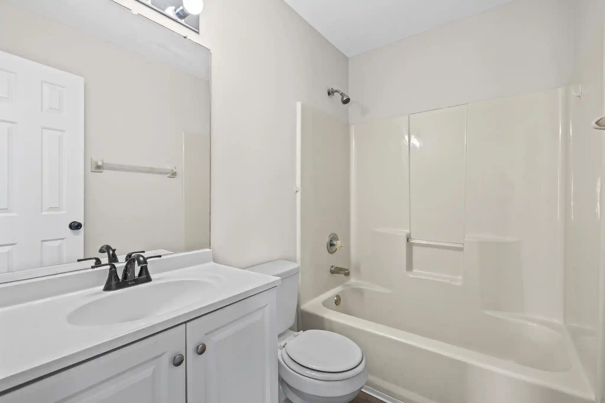 Photo 3 of Single family home for sale at 6014 Almond Crk Cv, Millington, TN 38053 | MLS# 10231699 | Listing updated on 2026-10-02