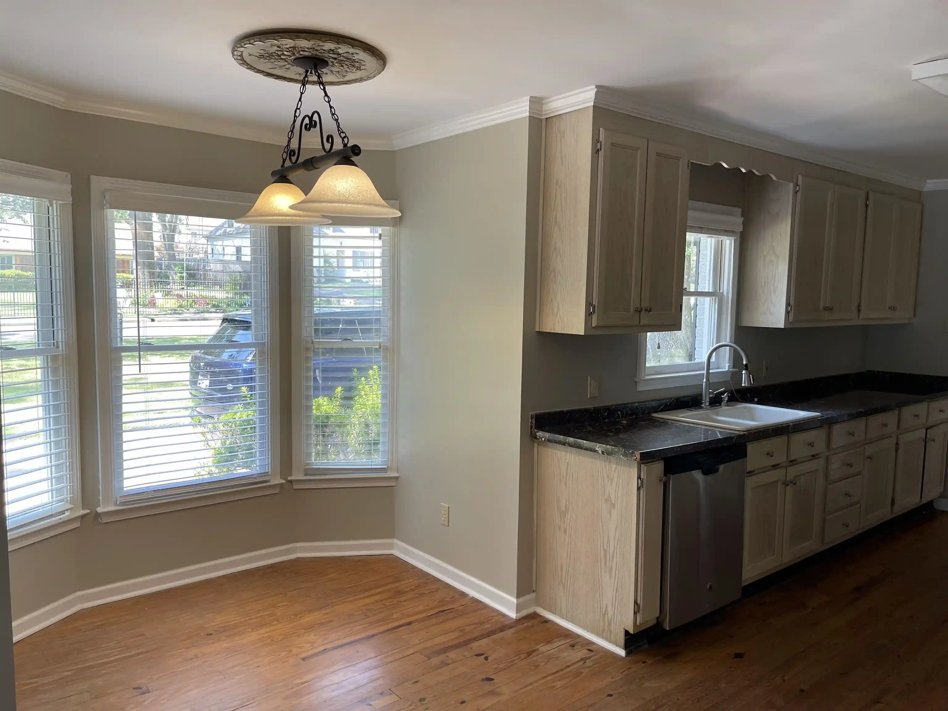 Photo 4 of Single family home for sale at 526 St Nick Dr, Memphis, TN 38117 | MLS# 10231706 | Listing updated on 2026-10-18