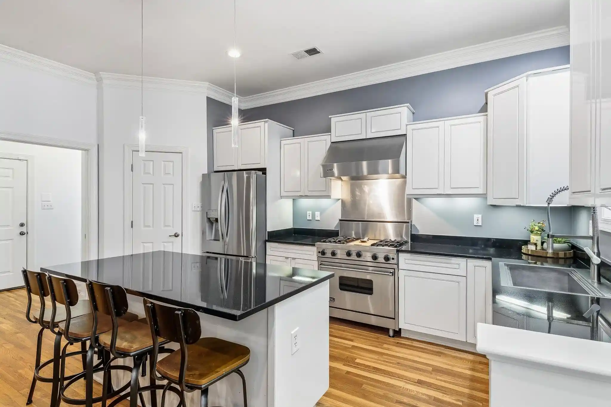 Photo 4 of Single family home for sale at 162 Harbor Isle Cir, Memphis, TN 38103 | MLS# 10231717 | Listing updated on 2026-10-08