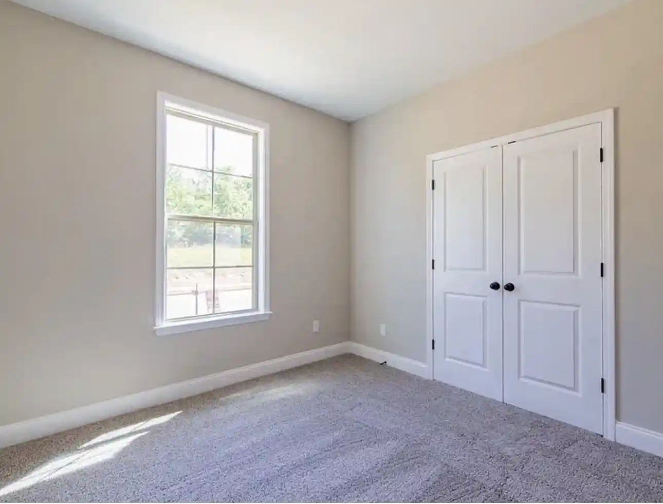 Photo 4 of Single family home for sale at 195 N Laurel Glen Dr, Oakland, TN 38060 | MLS# 10231748 | Listing updated on 2026-10-04