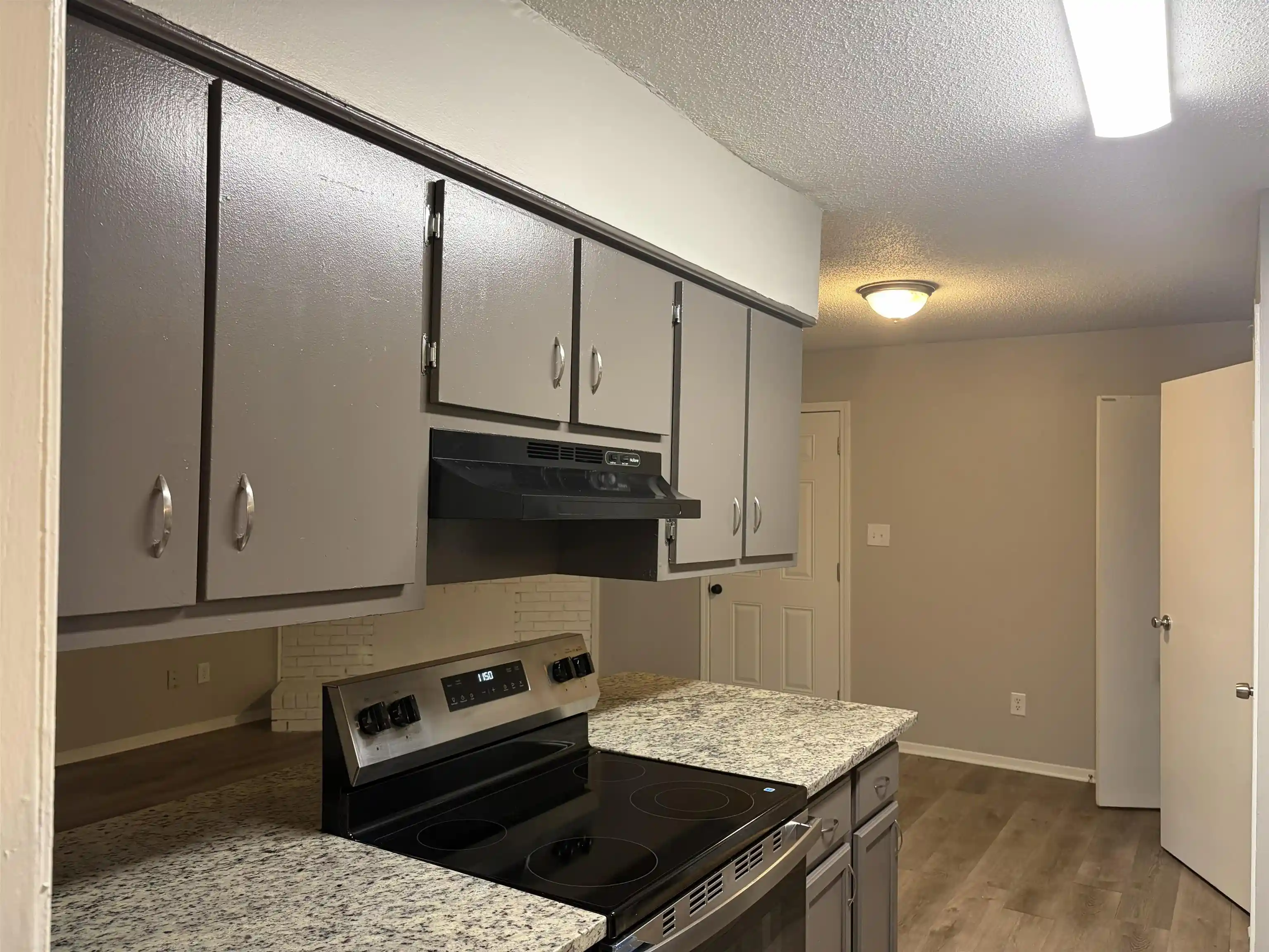 Photo 3 of Single family home for sale at 5688 Winter Tree Dr, Memphis, TN 38115 | MLS# 10231762 | Listing updated on 2026-10-05