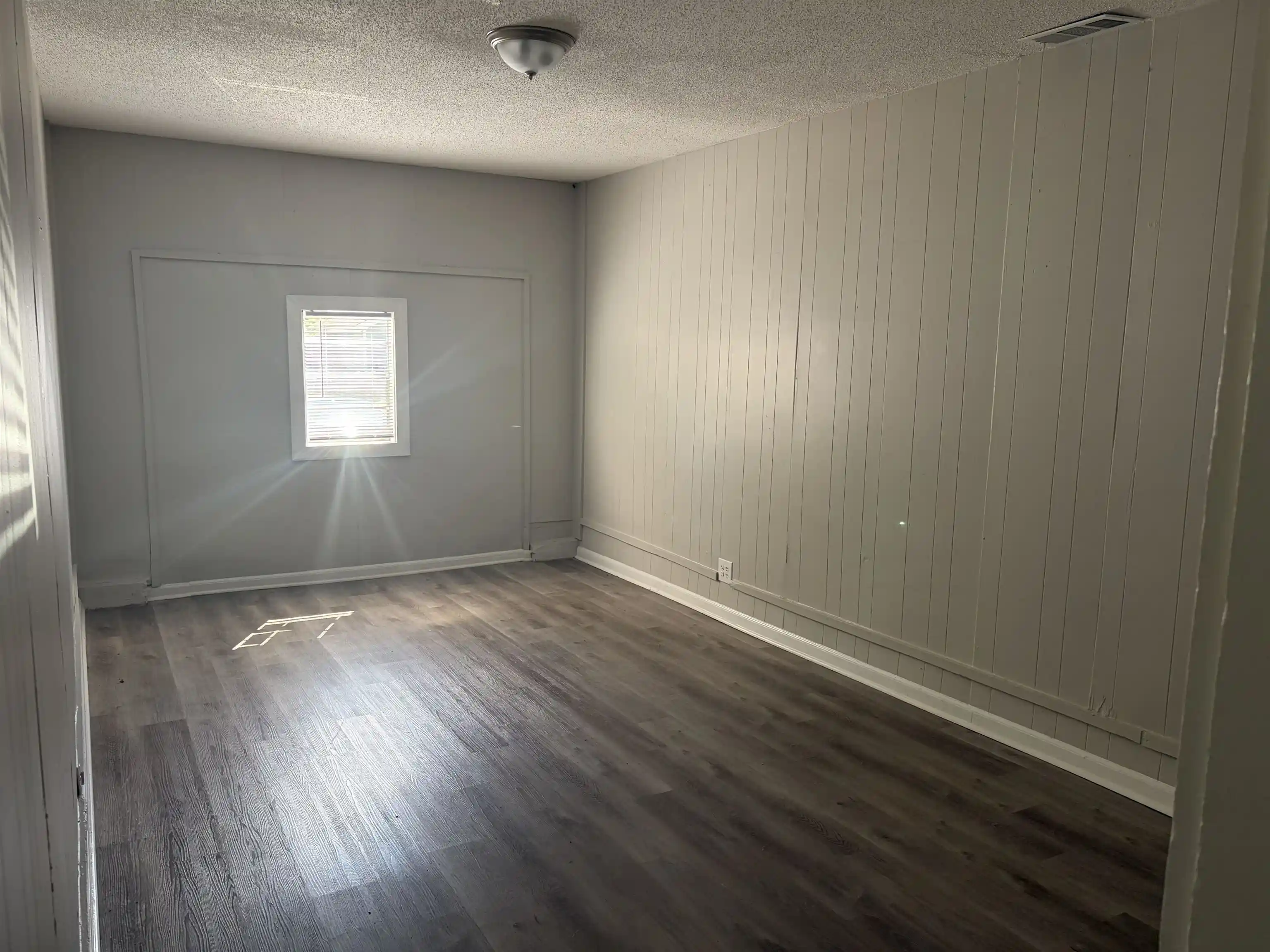 Photo 4 of Single family home for sale at 5688 Winter Tree Dr, Memphis, TN 38115 | MLS# 10231762 | Listing updated on 2026-10-05