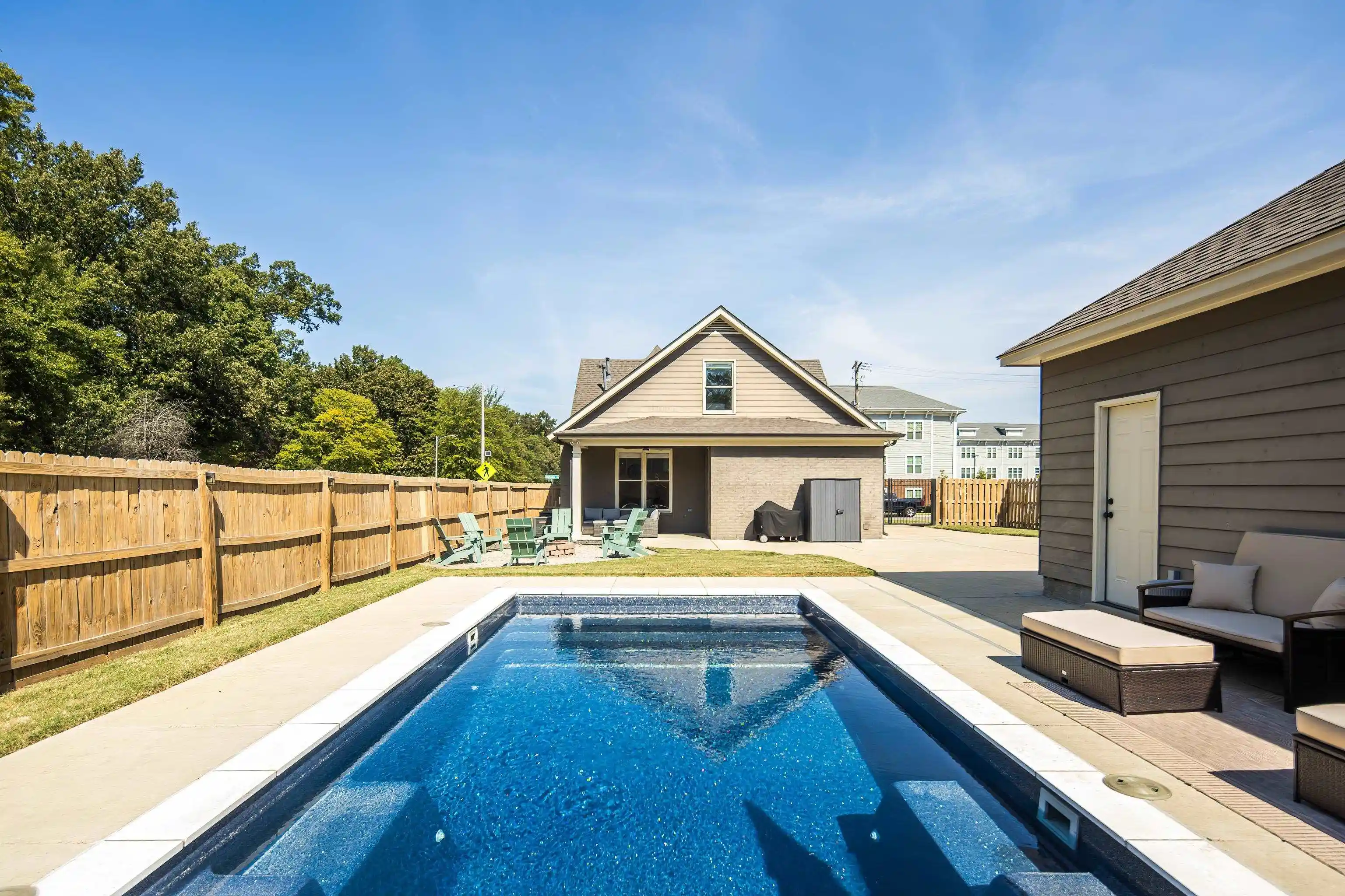 Photo 1 of Single family home for sale at 2339 Autumn Ave, Memphis, TN 38112 | MLS# 10231776 | Listing updated on 2026-10-05