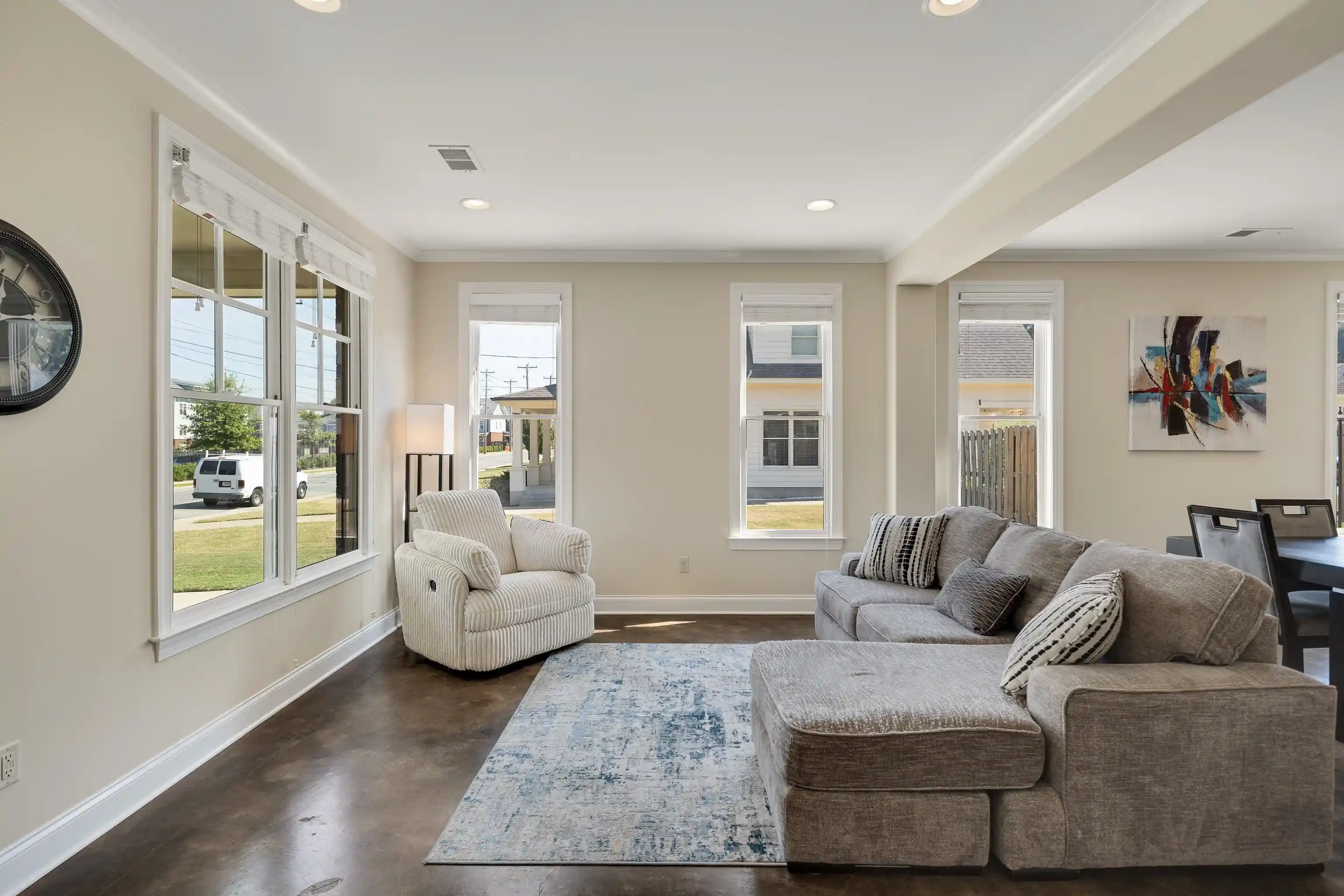 Photo 2 of Single family home for sale at 2339 Autumn Ave, Memphis, TN 38112 | MLS# 10231776 | Listing updated on 2026-10-05